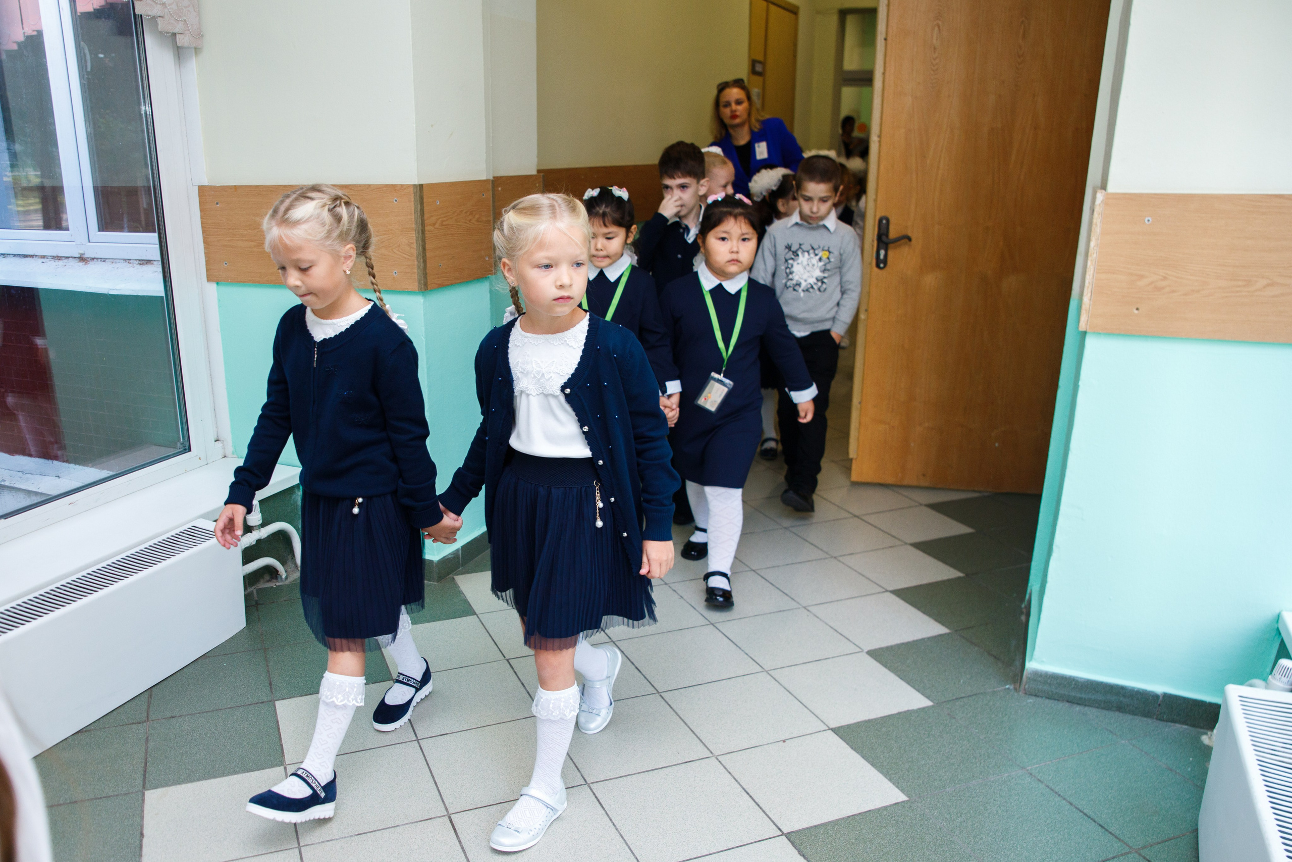 Репортажная съемка первого сентября для первоклассников. Семейный и школьный фотограф в Москве Анна Ткач