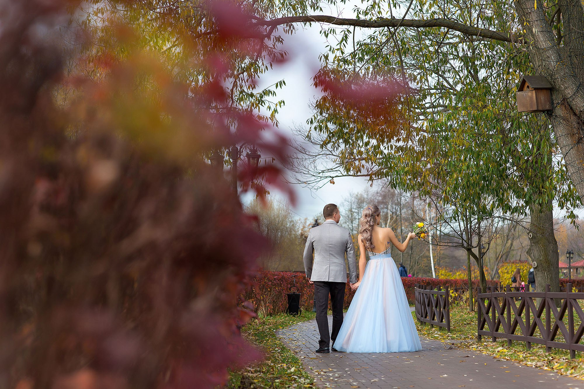 Прогулка, фотосессия жениха и невесты. Свадебная съемка. Фотограф в Москве Валерий Боцман