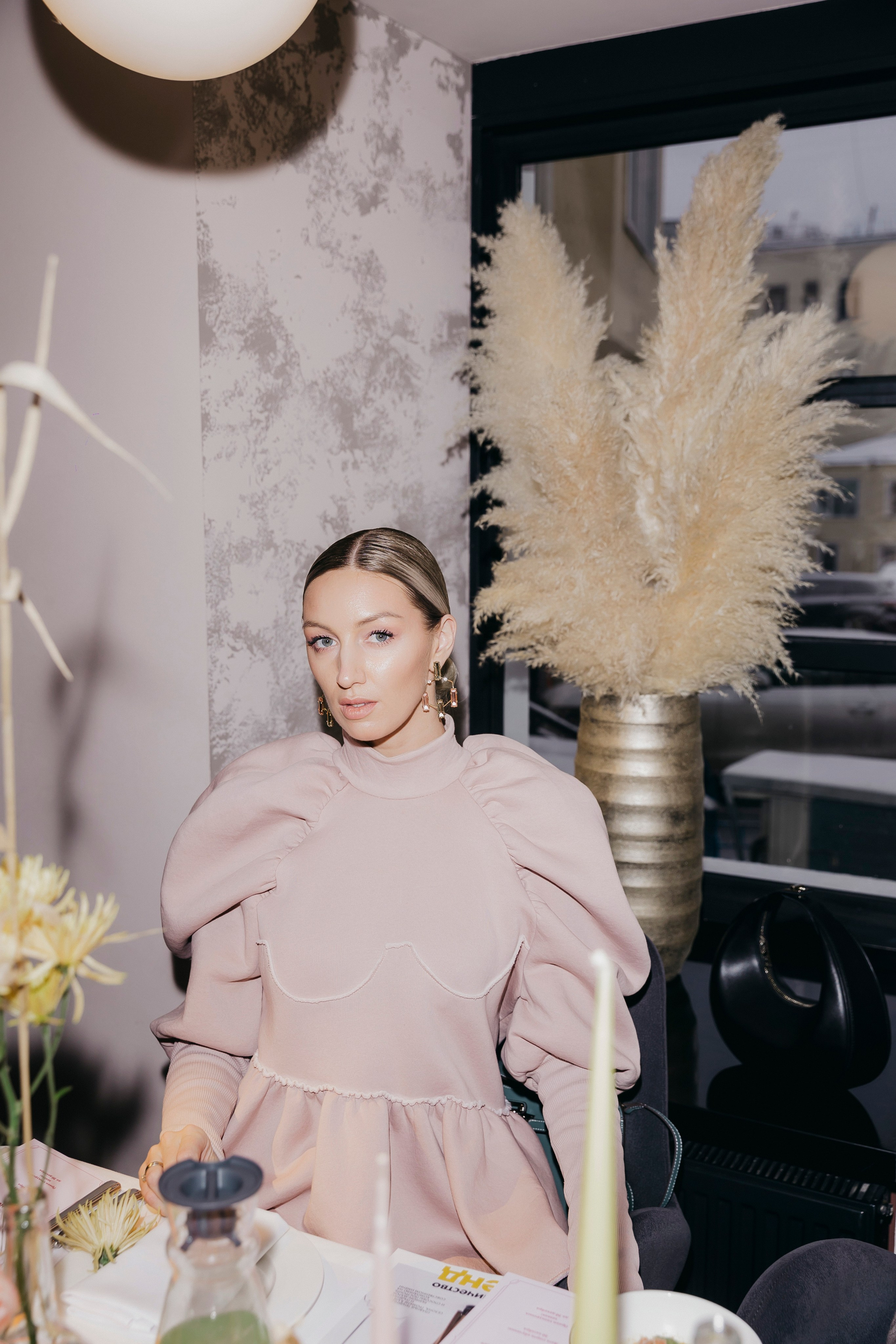 Лина Дембикова & the VOICE Shopping, Rocky2. «Птичка на проводе»: информационный портал в Москве