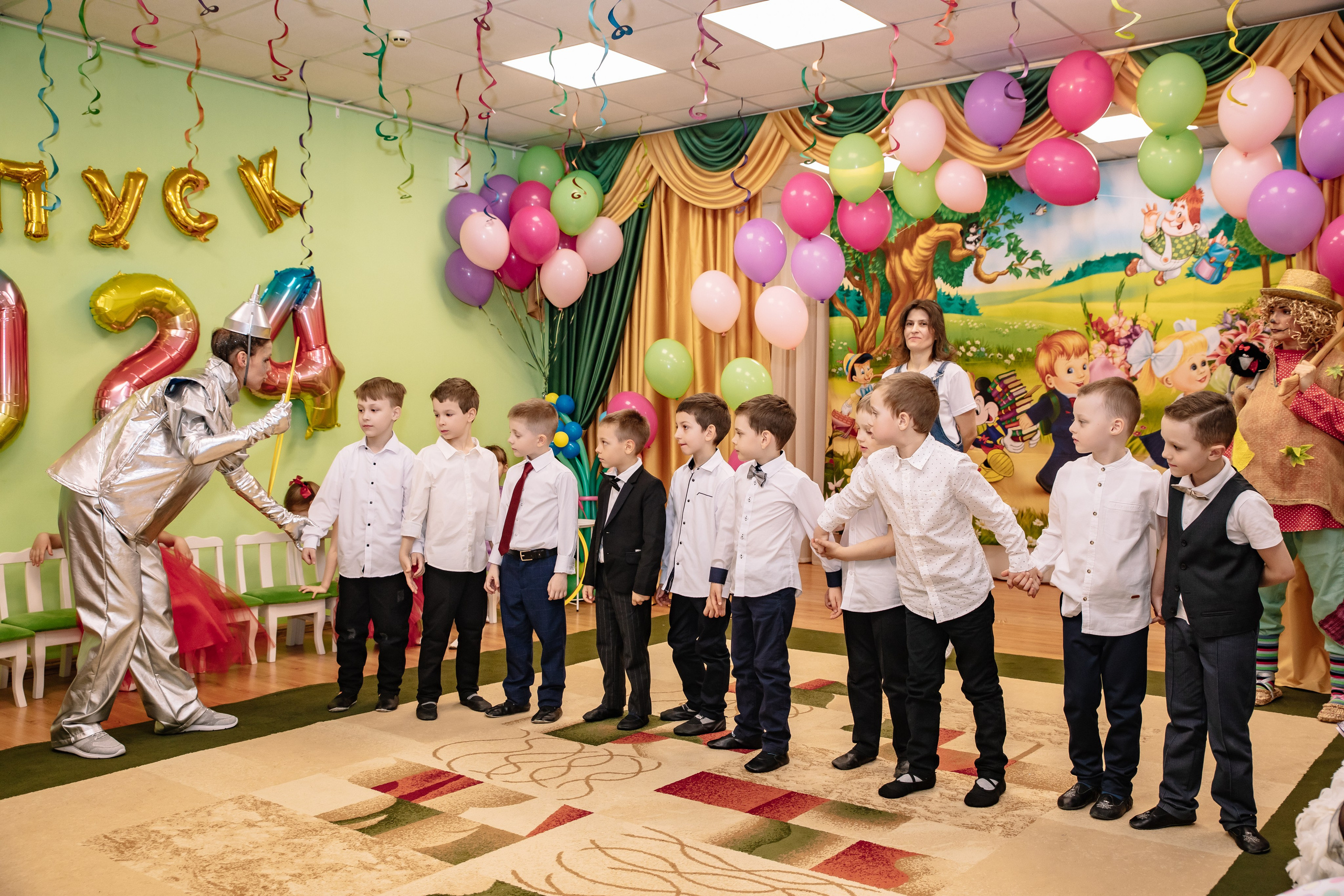 Группа «Сказка» ДС 69 Выпускной 2024. Фотограф в Москве Яна Полосина