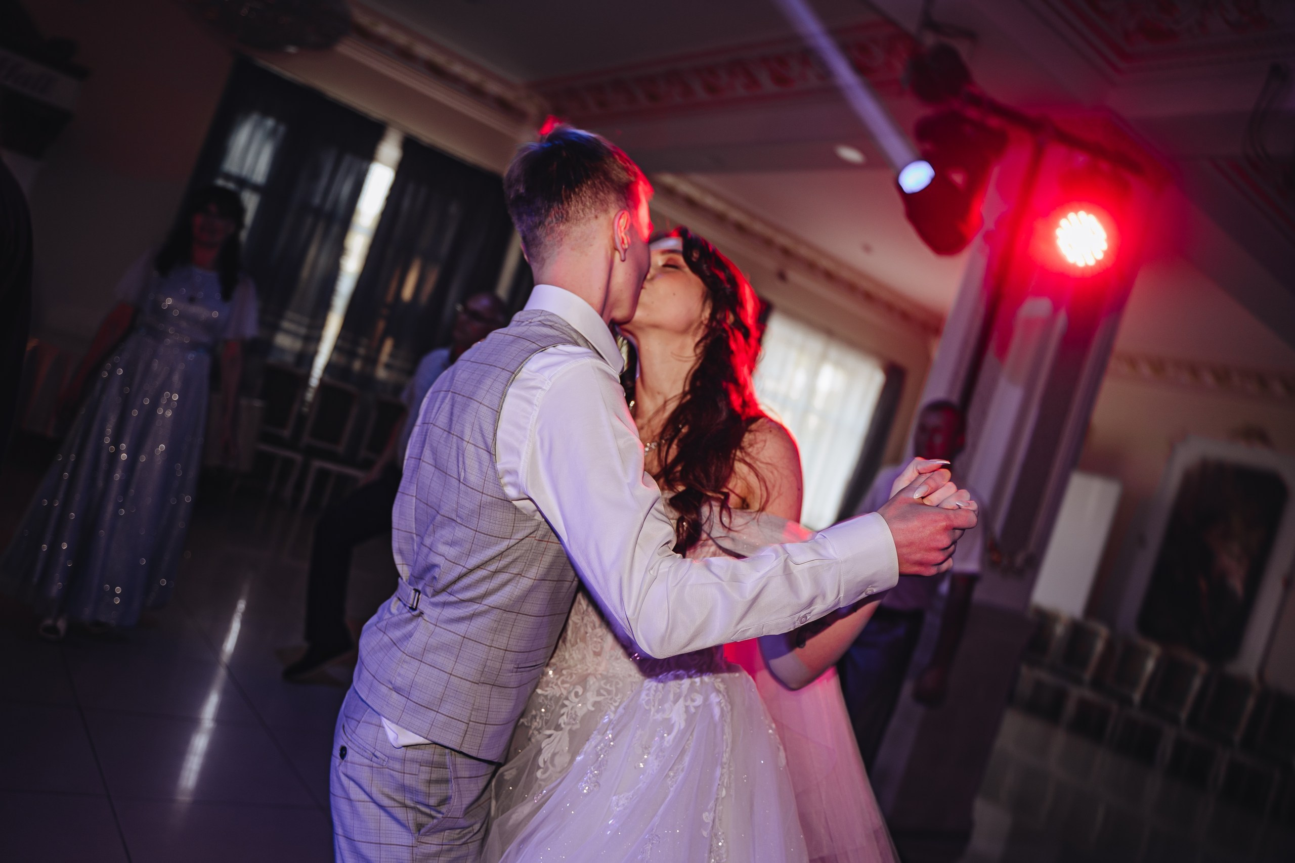 Алексей и Полина. Полный день. Семейный и свадебный фотограф в Саратове Евангелина Штах