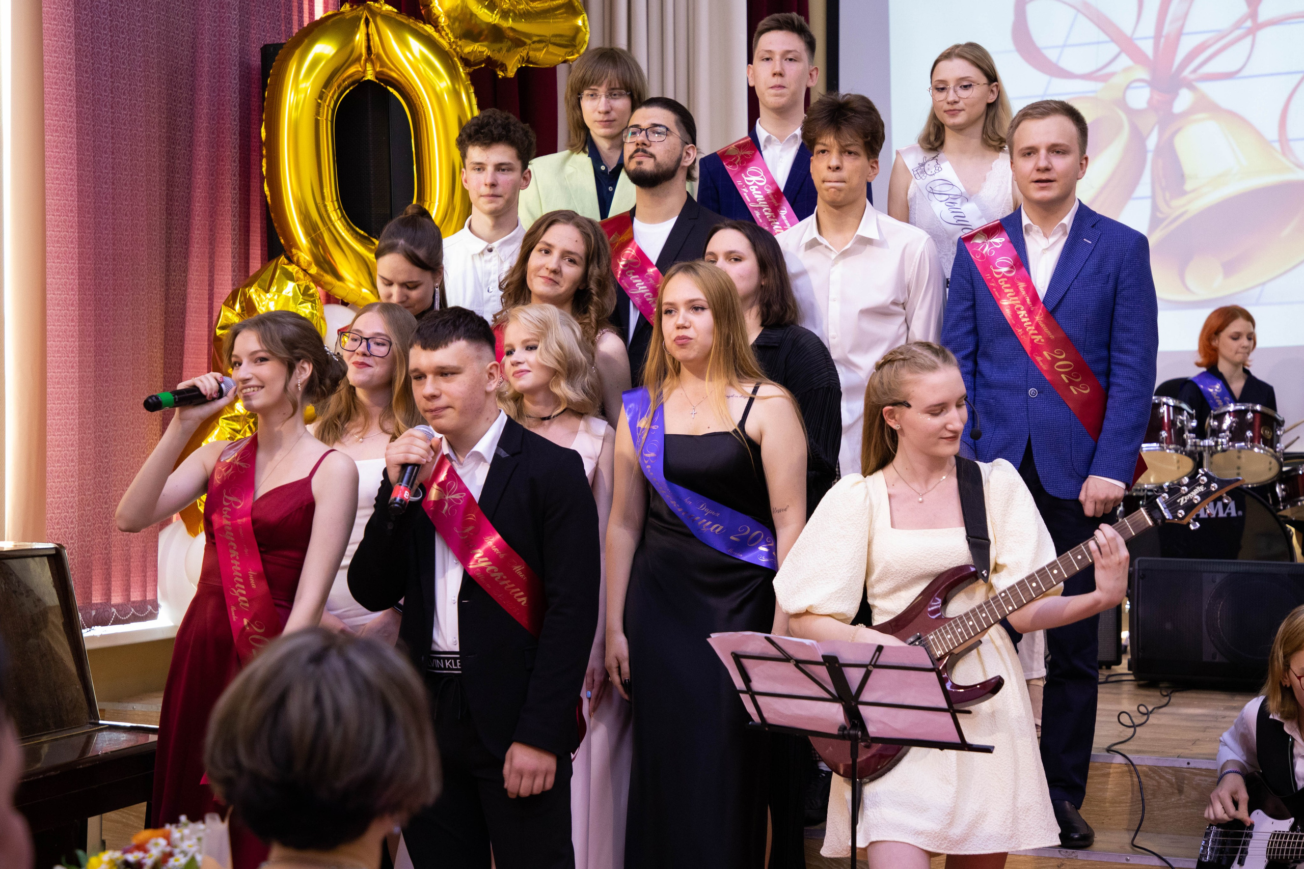 Вручение аттестатов. Репортажный фотограф Виктория Чорба