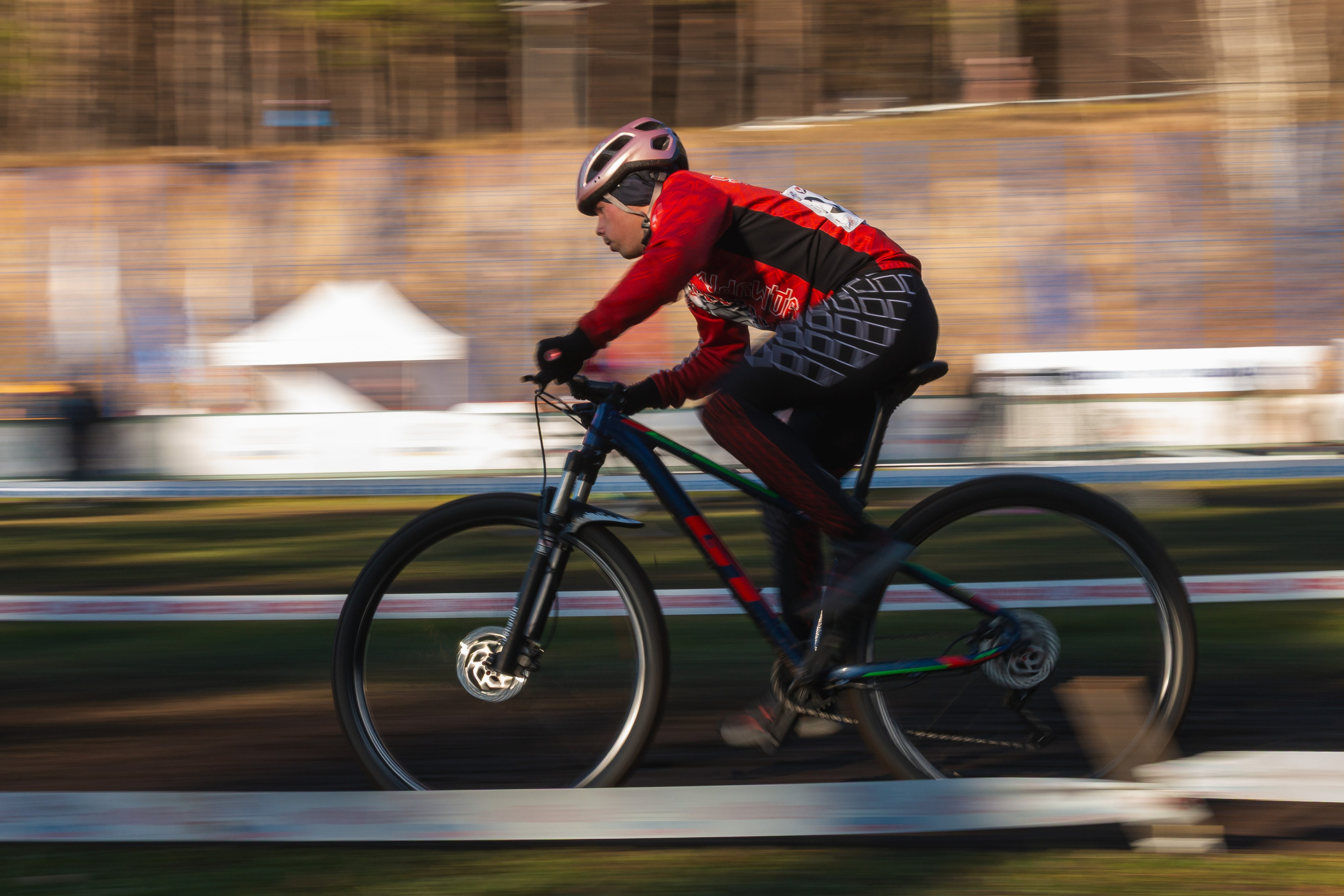 55-й Всероссийский велокросс на призы АО «ИРЗ». Олег Романов. Мастер фото по спорту