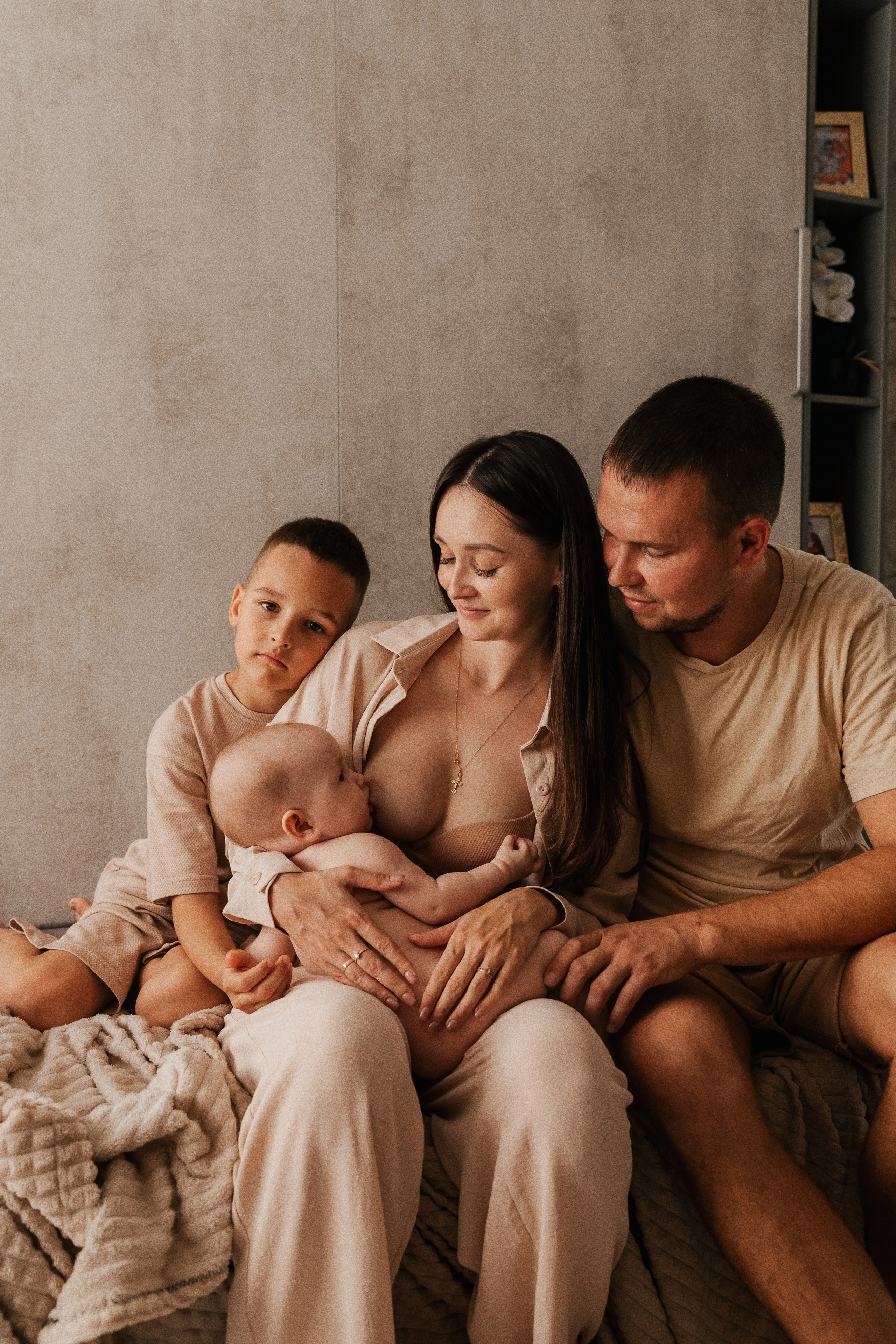 Стас, Юля, Артем и Алина. Семейный фотограф • Домашние съемки в Нижнем Новгороде