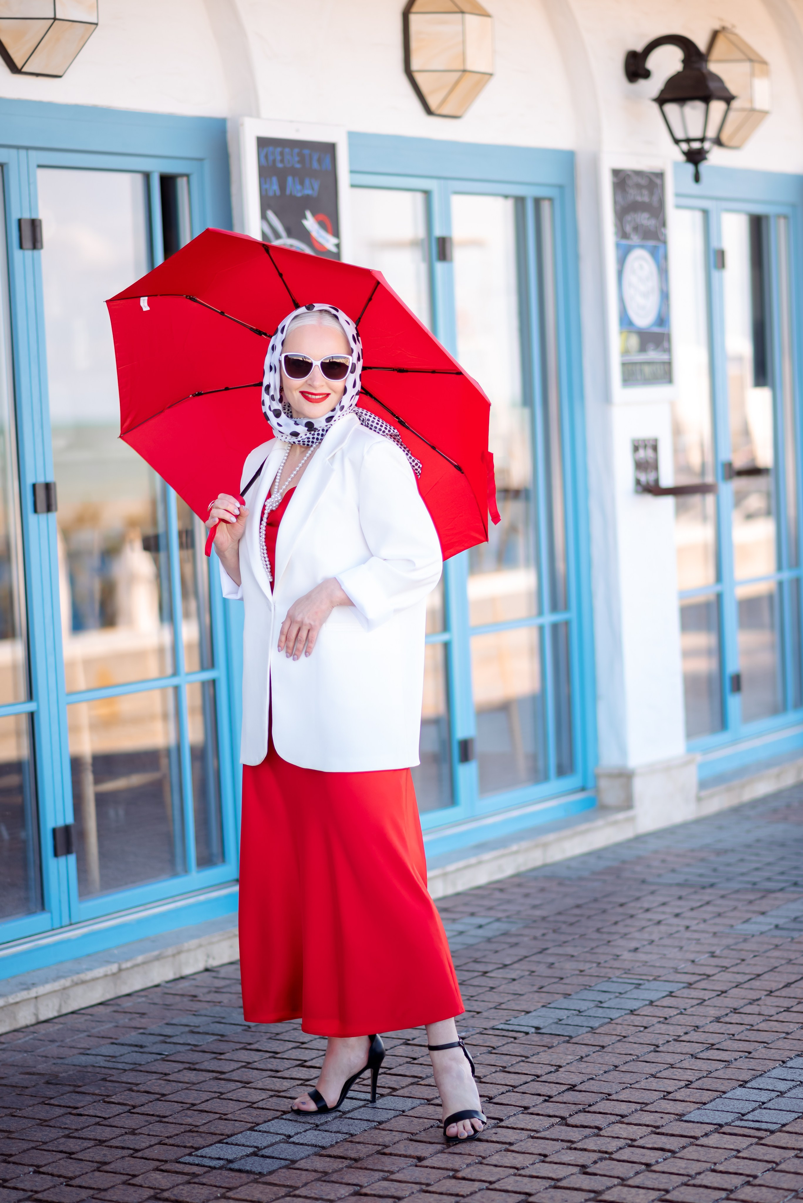 У кафе «Дельмар». Семейный и женский фотограф Лоо Краснодар Сочи Энем Татьяна Трибурт