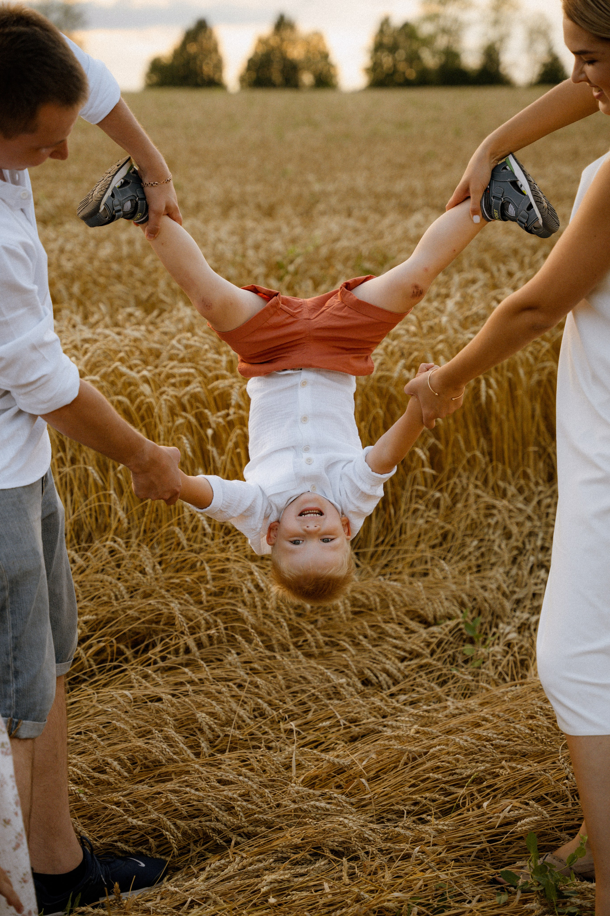 Аня с семьёй 14.08.2023. Свадебный и семейный фотограф Кристина Лисина в Арзамасе