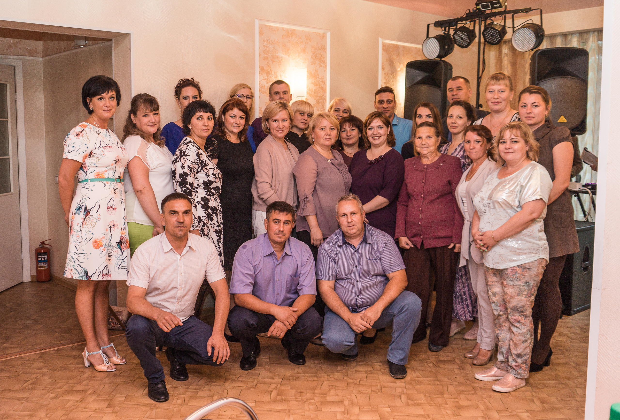 Фотосъемка в детском саду фотосъемка в школе Дипломы Выпускник Фотопла. Фотосъемка в детском саду и школе. Фотоальбомы и фотокниги ВЫПУСКНИК