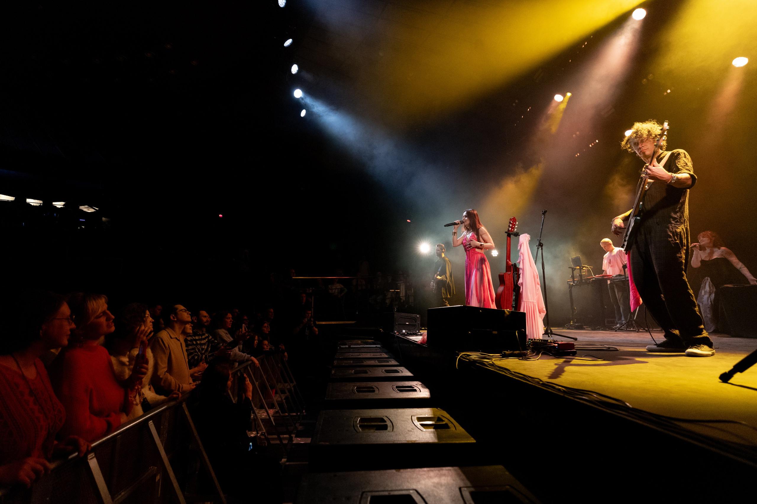 Концерт tAISh в клубе «Аврора» 20.03.2026 (Санкт-Петербург). Портретный фотограф в Санкт-Петербурге Вадим Корнеев