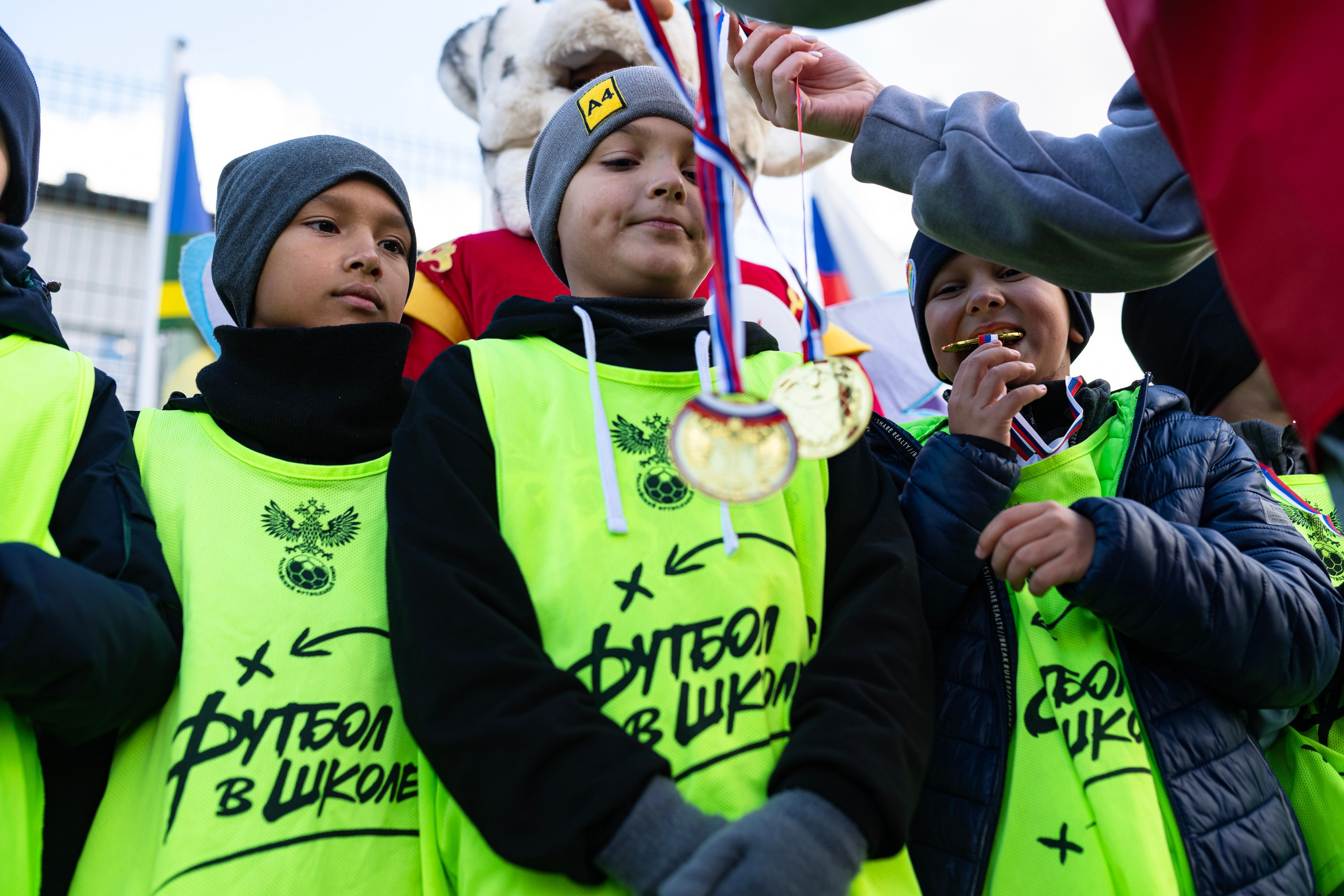 Детский футбол. Республика Татарстан, Высокогорский район, с. Высокая Гора. Свадебный фотограф в Казани, и Зеленодольске Радик Мухаметов