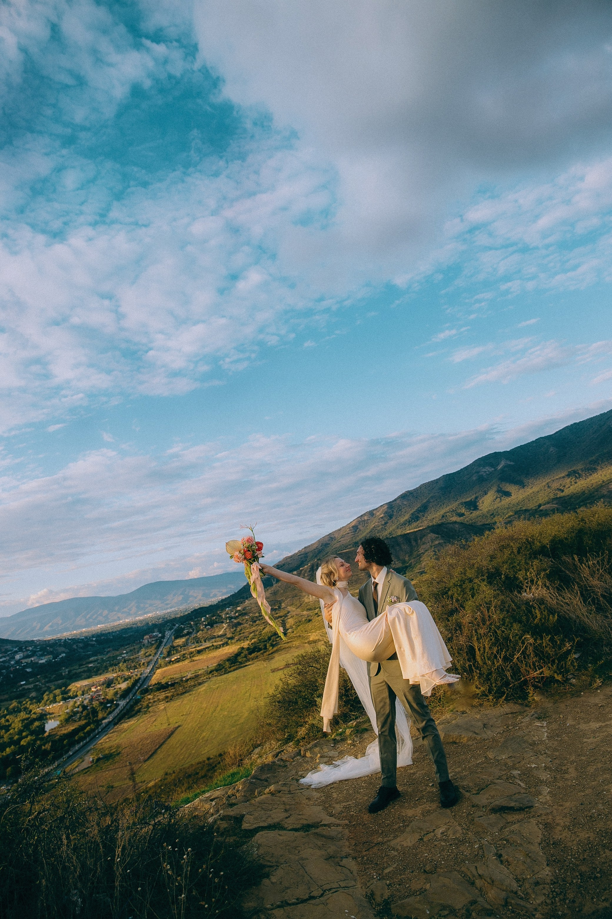 Саша и Даша. Свадебный фотограф Грузия Тбилиси