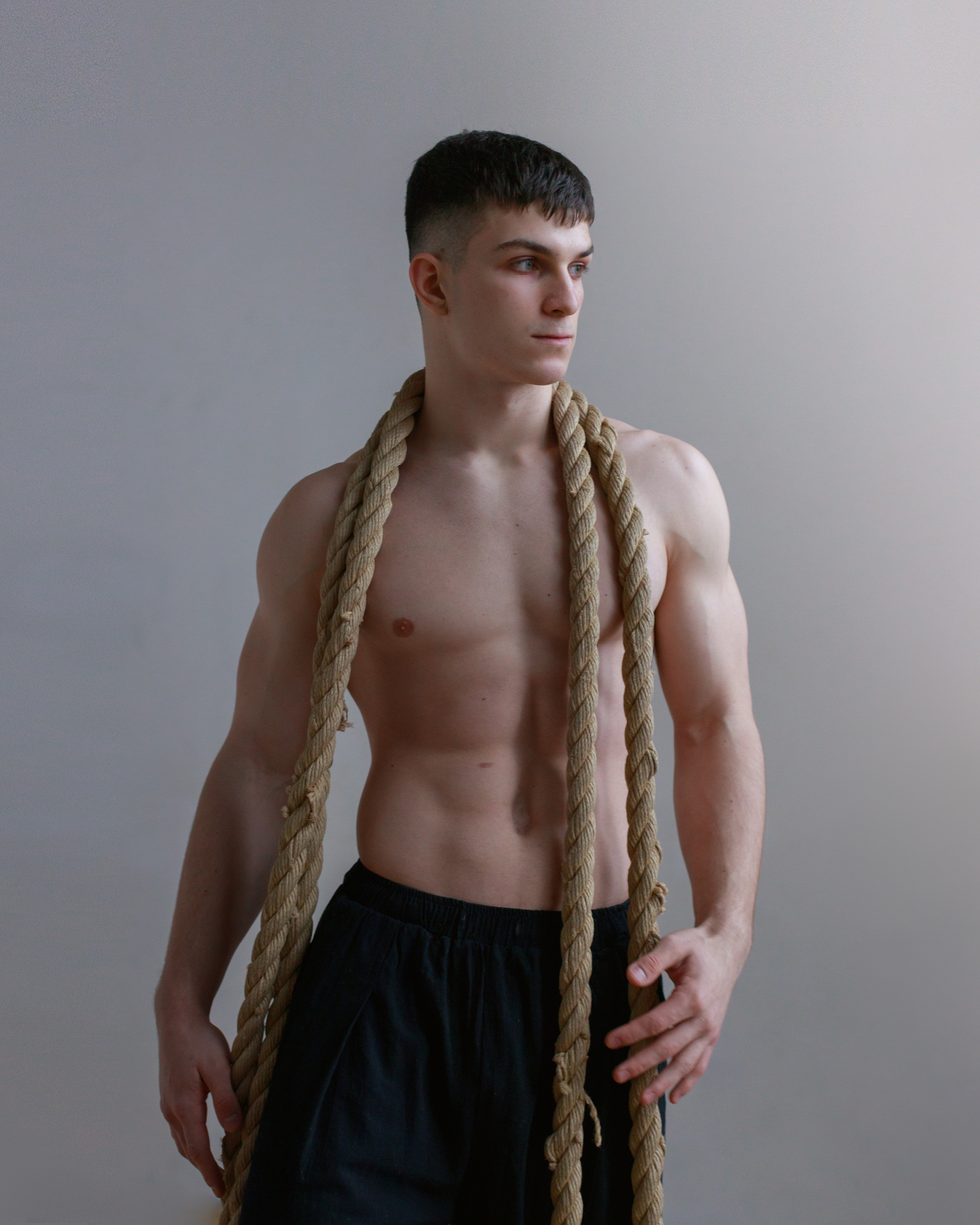 Max | Максим. Игорь Березин — фотограф в Москве. Мужские портреты и коммерческая съёмка