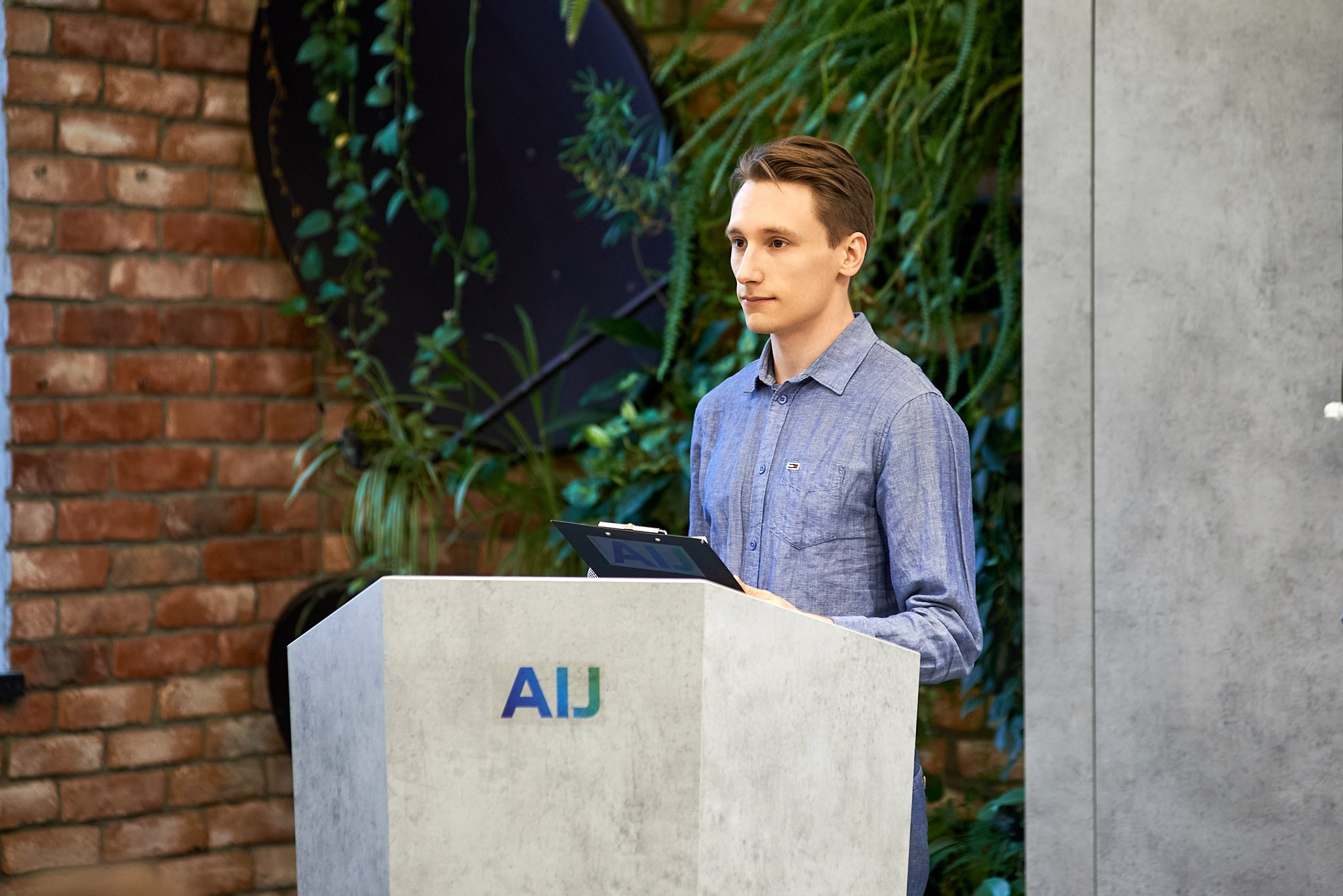 AIJ серия лекций по ИИ. Иван Ступа, репортажный фотограф в Санкт-Петербурге и Ленинградской области