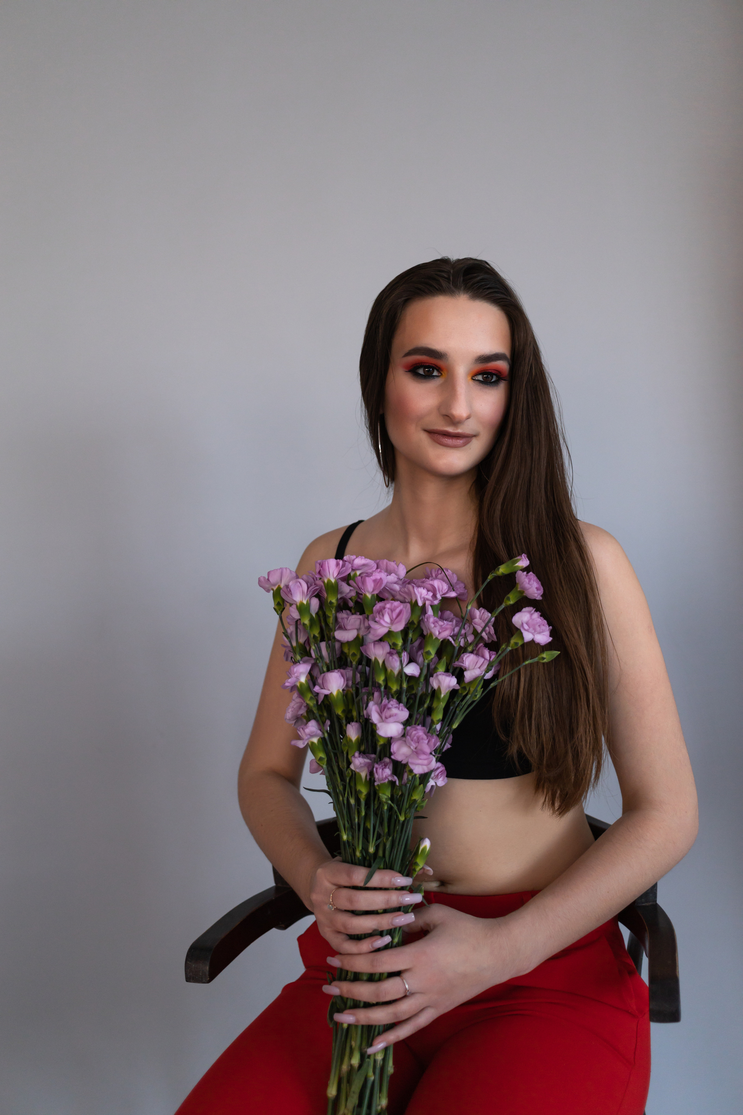 ЖЕНСКАЯ СЪЕМКА В СТУДИИ