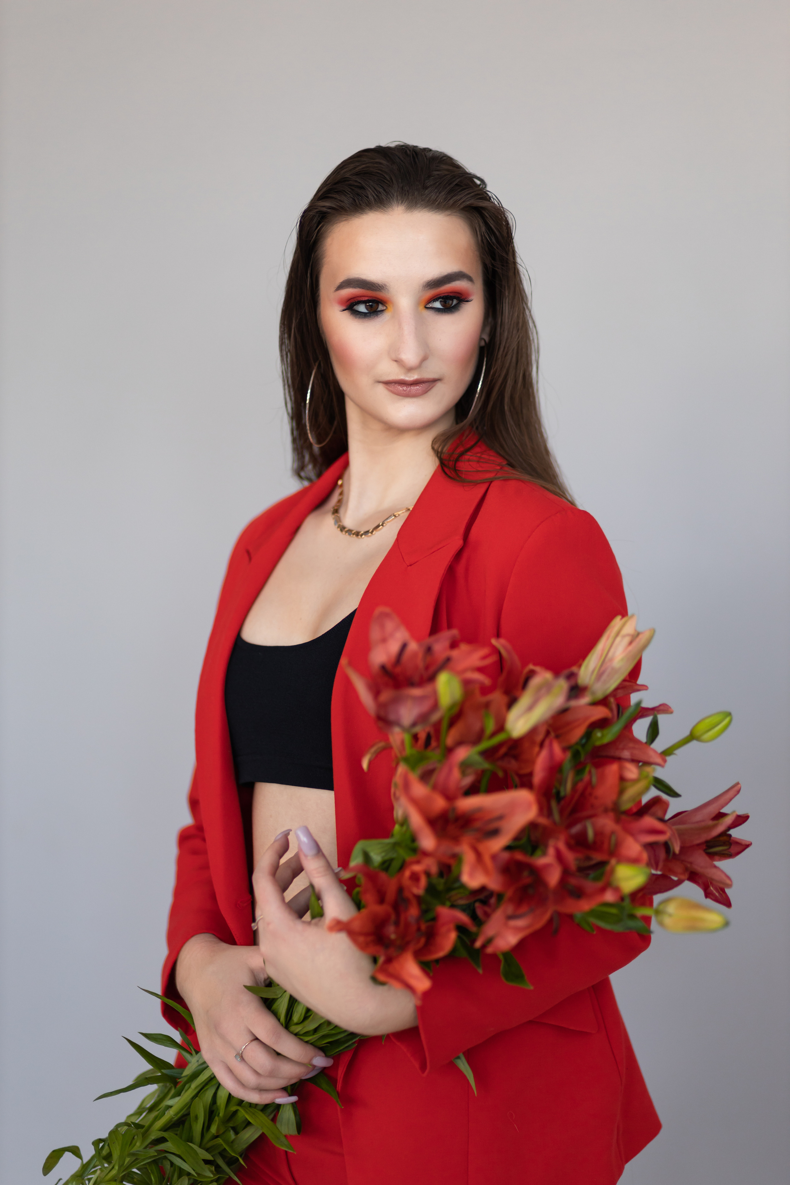 ЖЕНСКАЯ СЪЕМКА В СТУДИИ