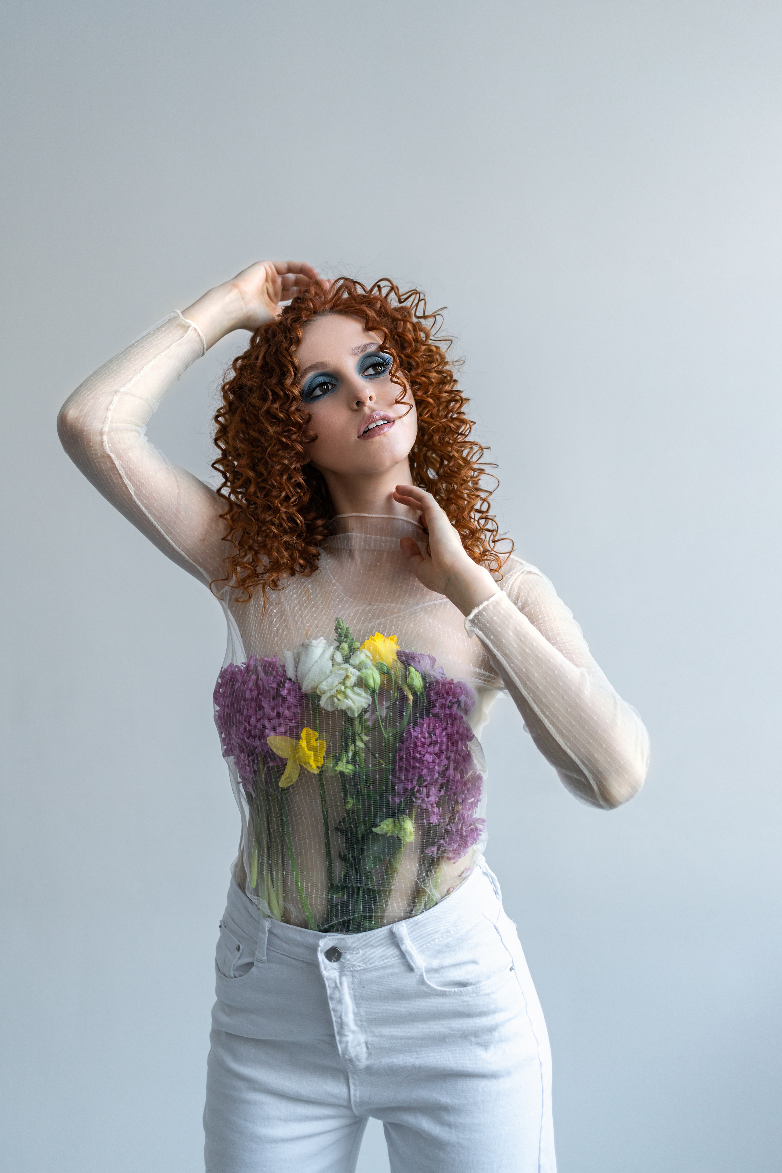 ЖЕНСКАЯ СЪЕМКА В СТУДИИ