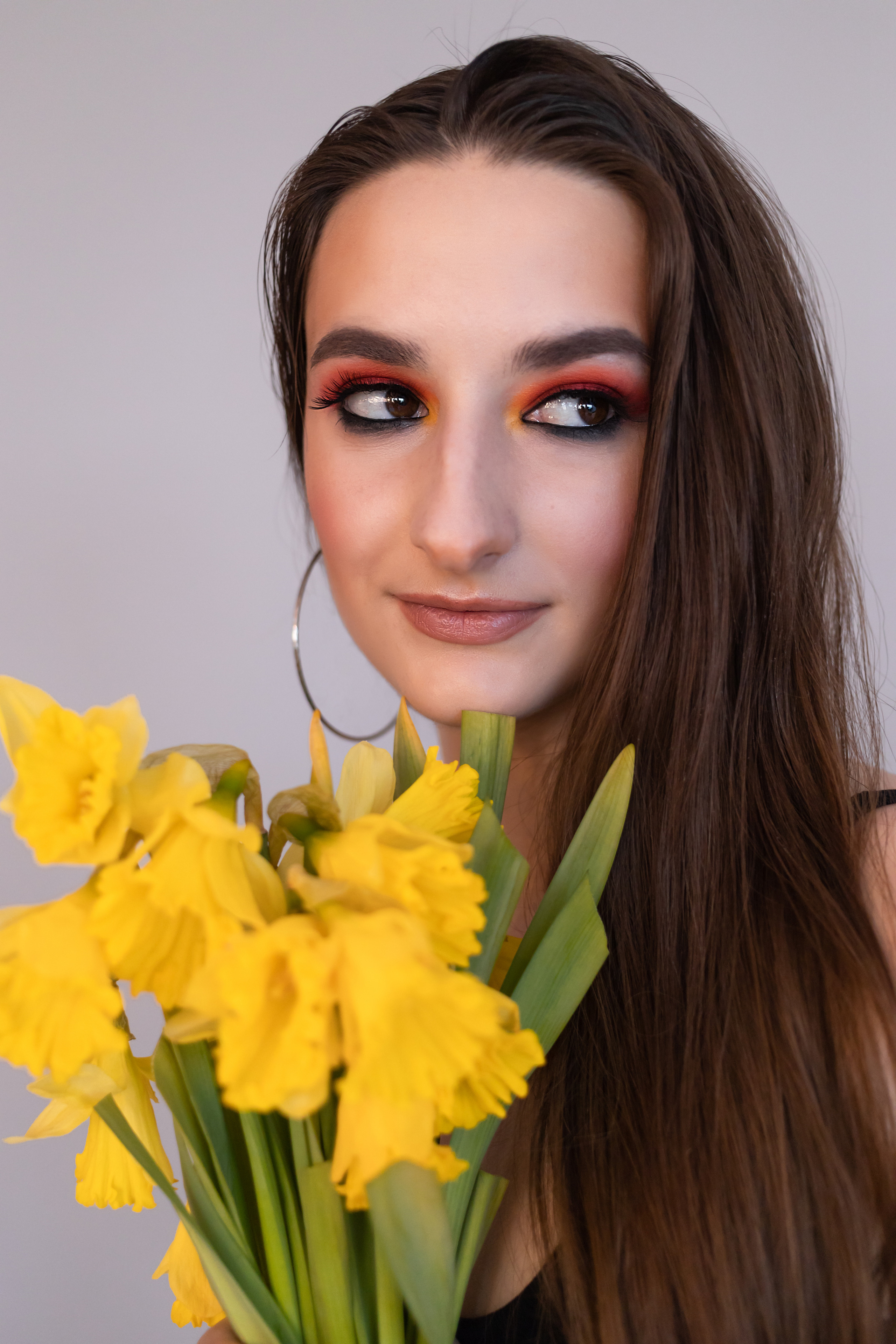 ЖЕНСКАЯ СЪЕМКА В СТУДИИ