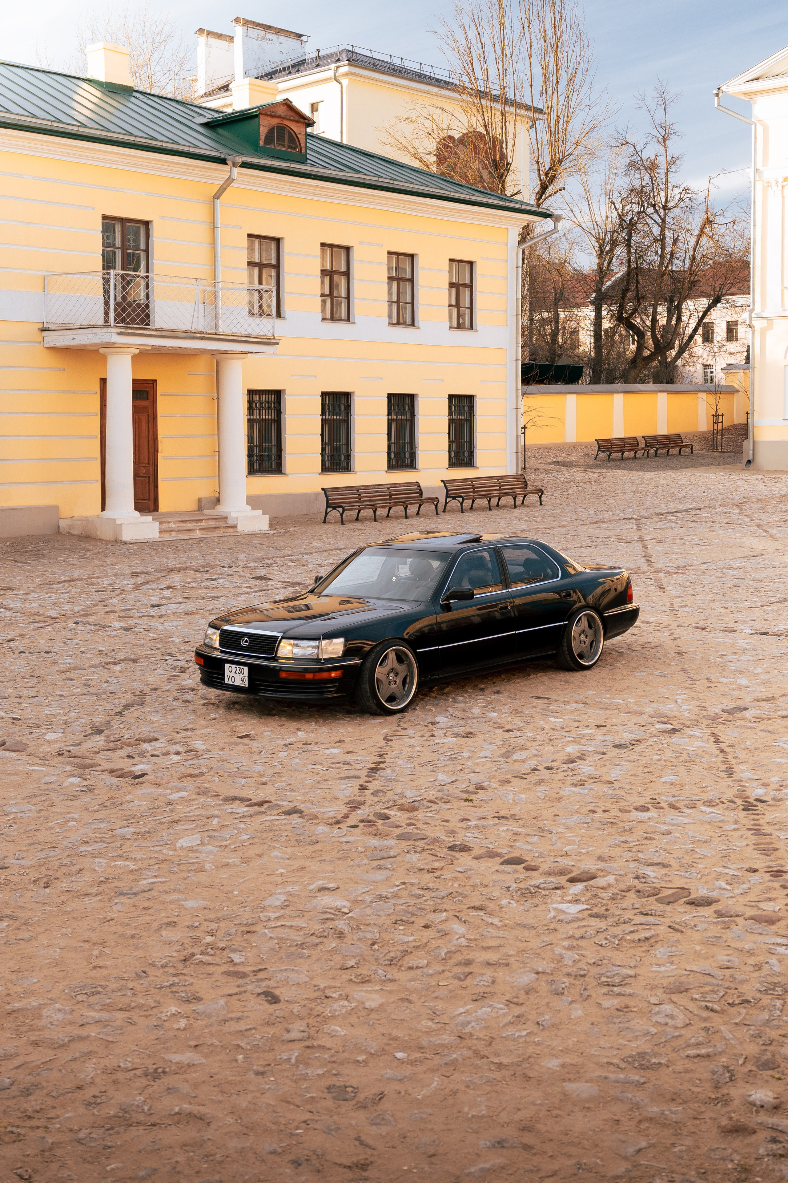 Фотографии Lexus LS400