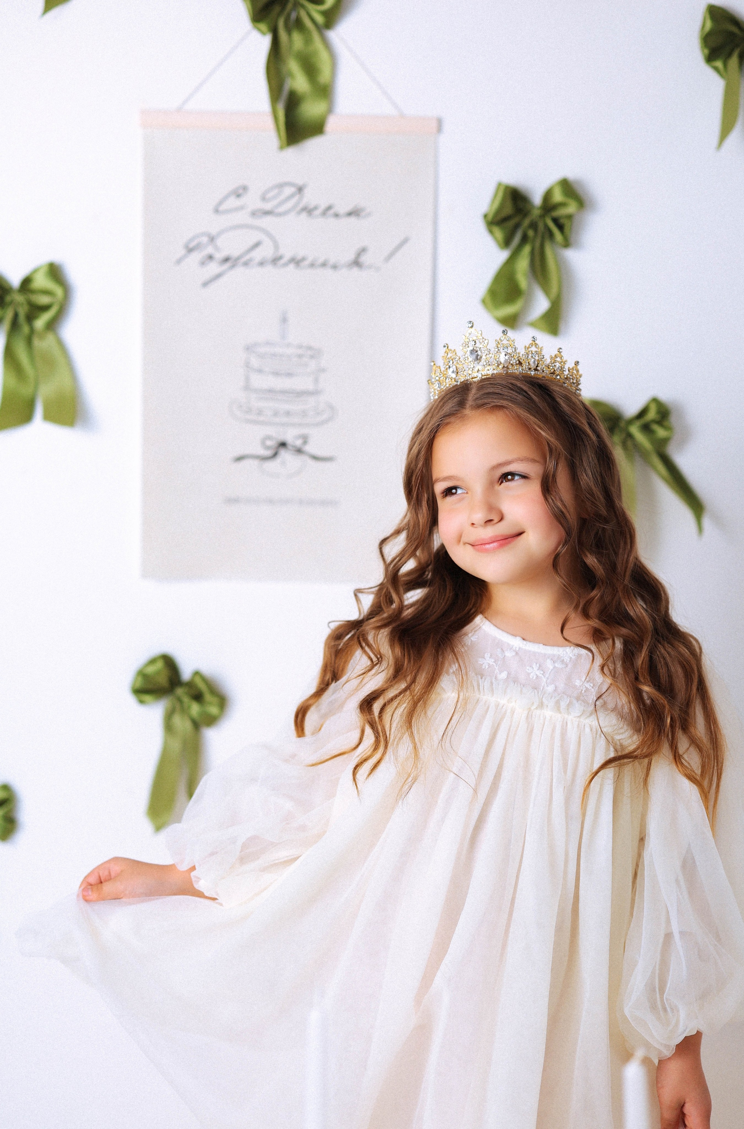 Малышки Антураж