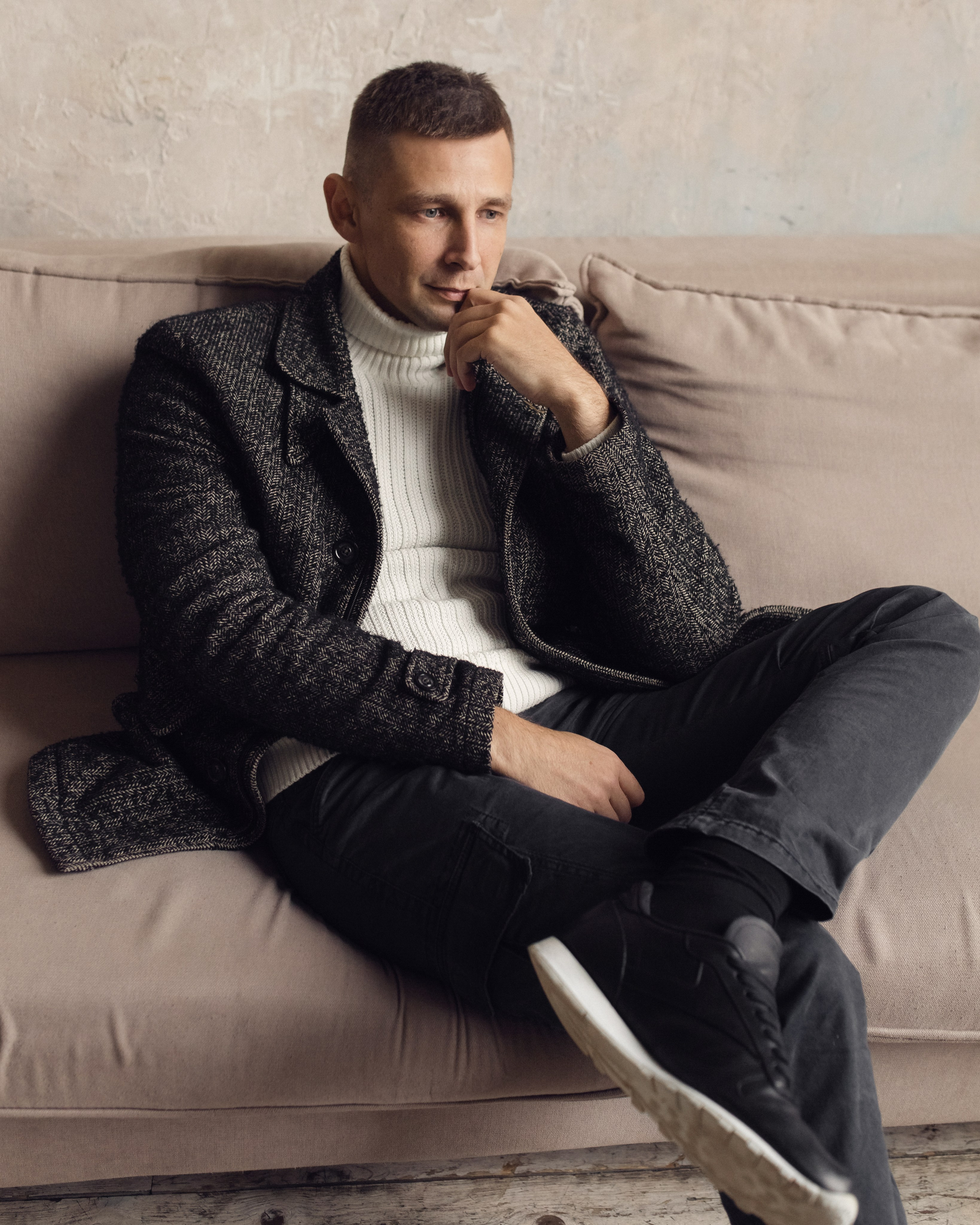 Студия. Мужской фотограф в Москве Диана Мега