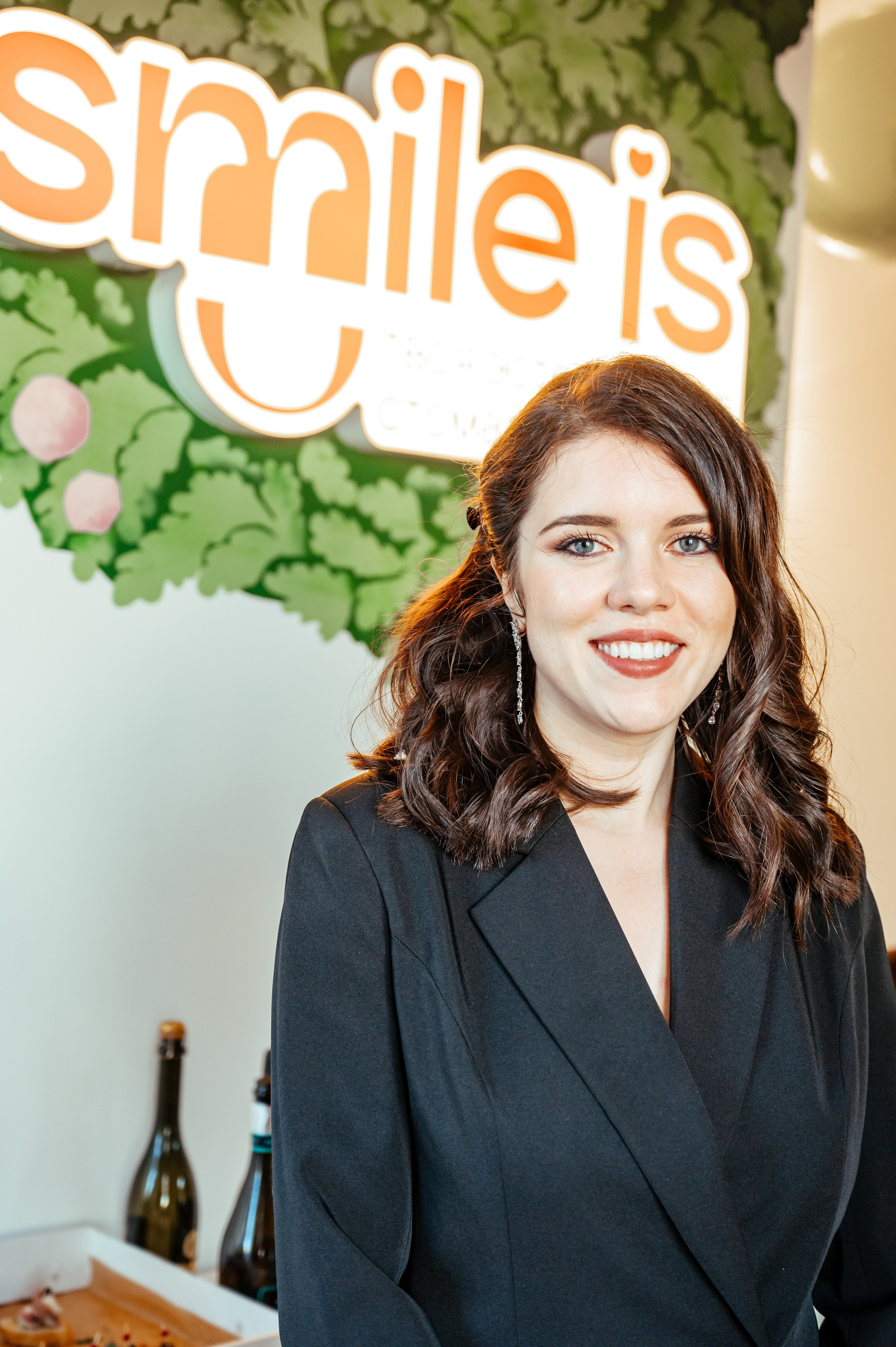 Открытие стоматологии Smile Is. Анастасия Петрович фотограф, фотокорреспондент в Москве и Санкт-Петербурге. Фотосъёмка репортажа, мероприятия, корпоративная съёмка, контент