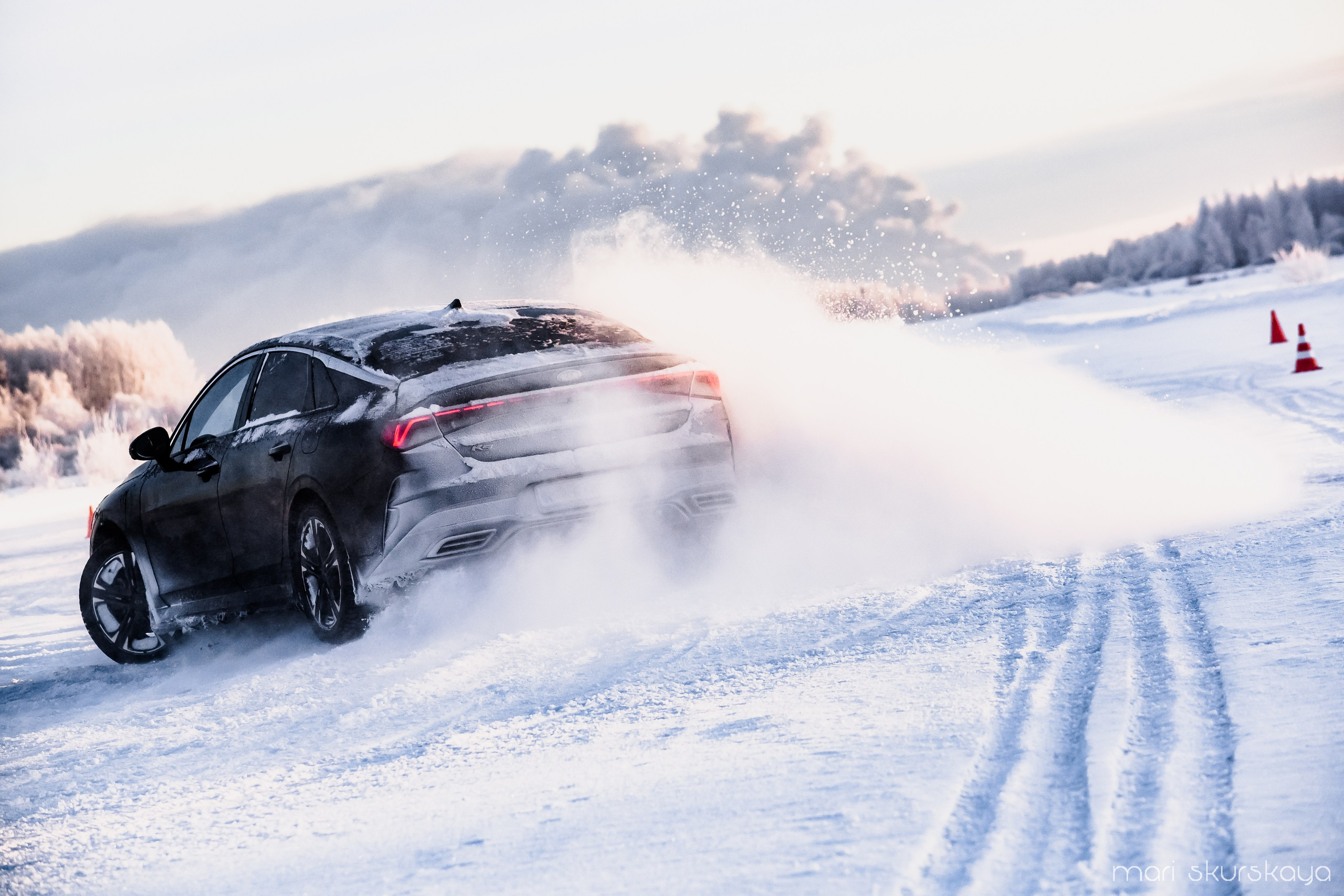 Контраварийная практика вождения автомобиля. Мотофотограф в Санкт-Петербурге Мария Скурская