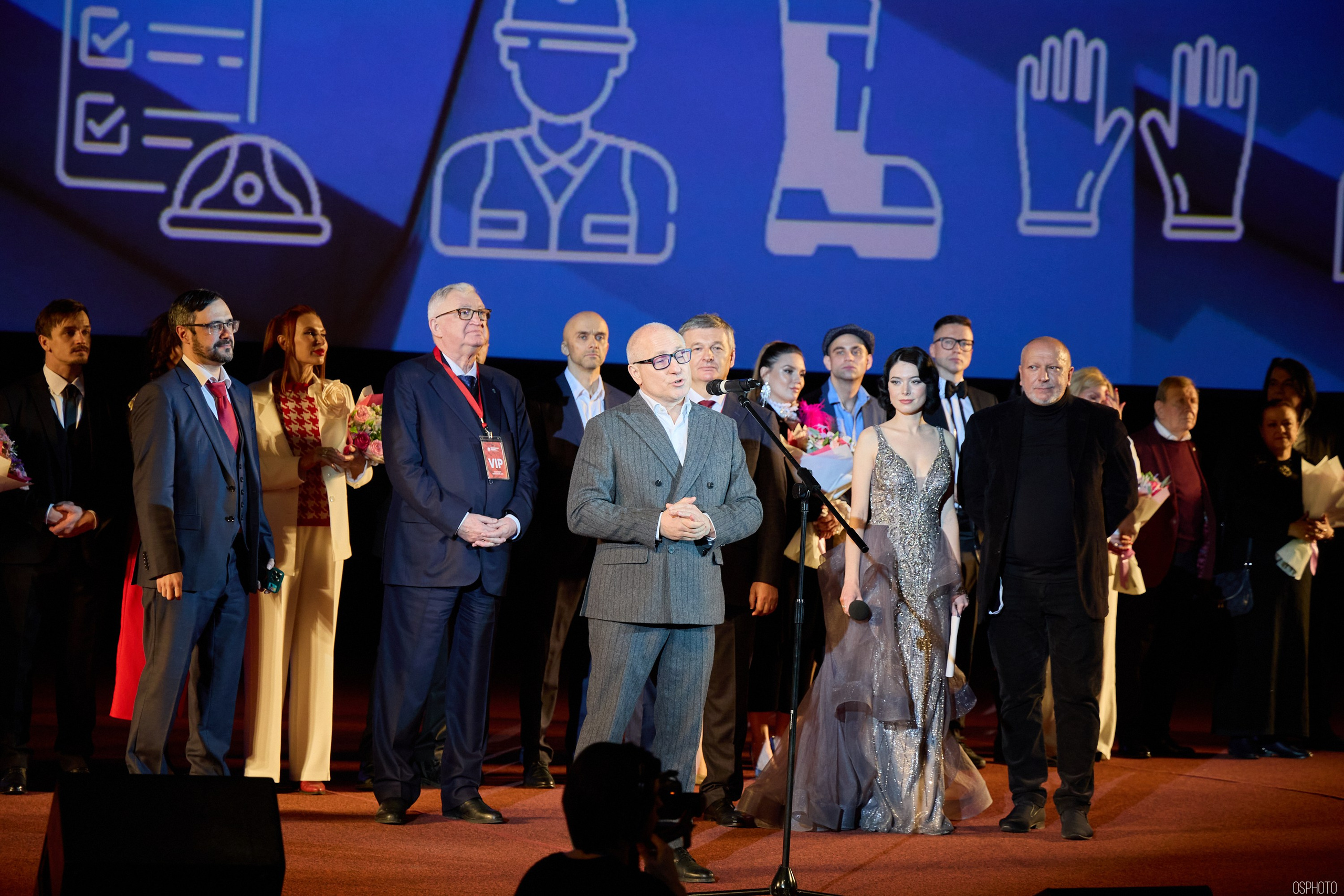 Кинофестиваль фильмов об охране труда | Кинотеатр «Октябрь». OSPhoto