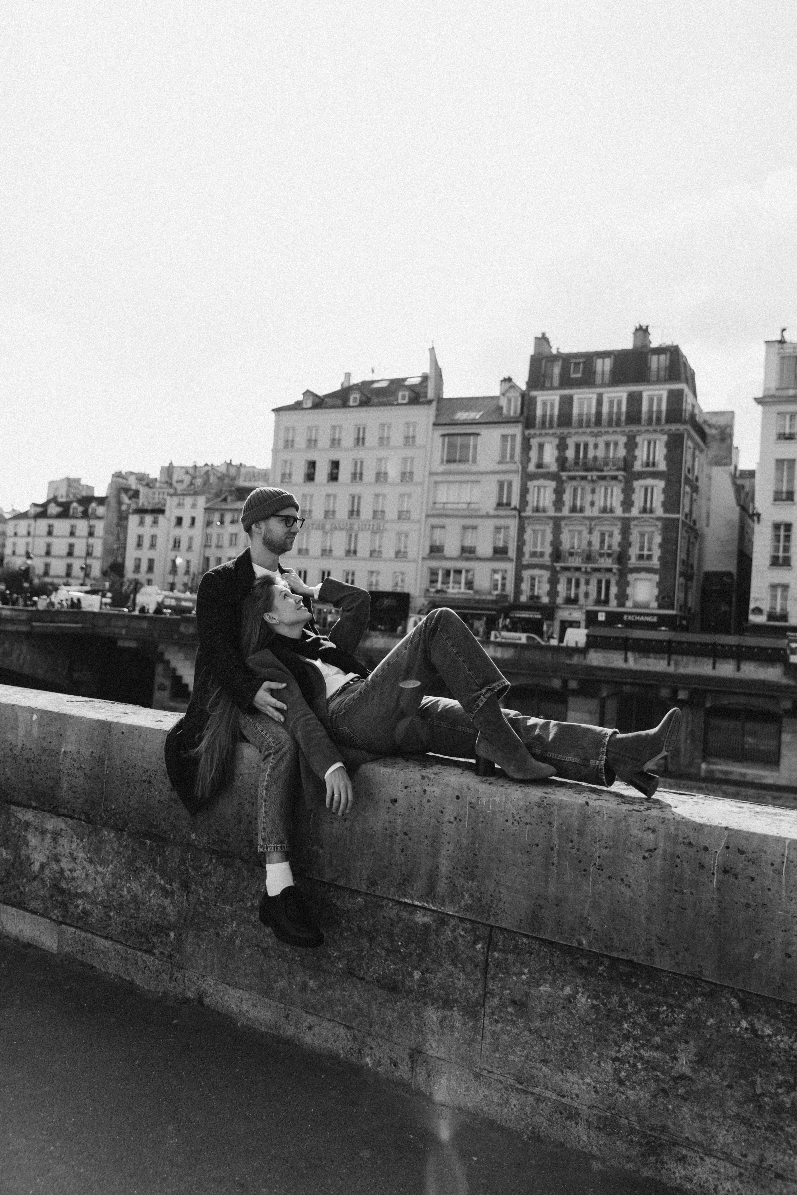 Love you a thousand times. Photographer in Paris