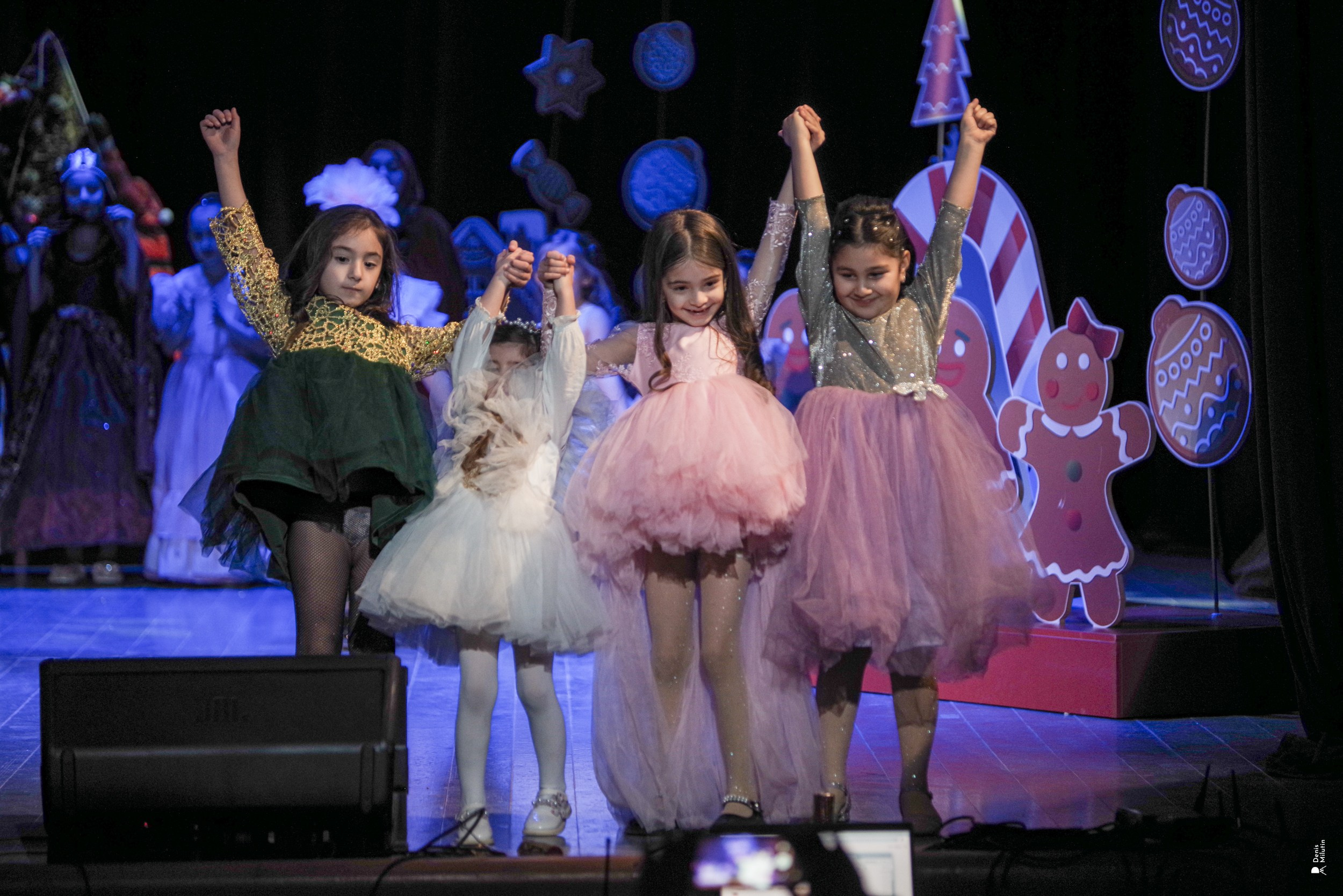 Спектакль с Элене. Портретный фотограф Денис Милютин