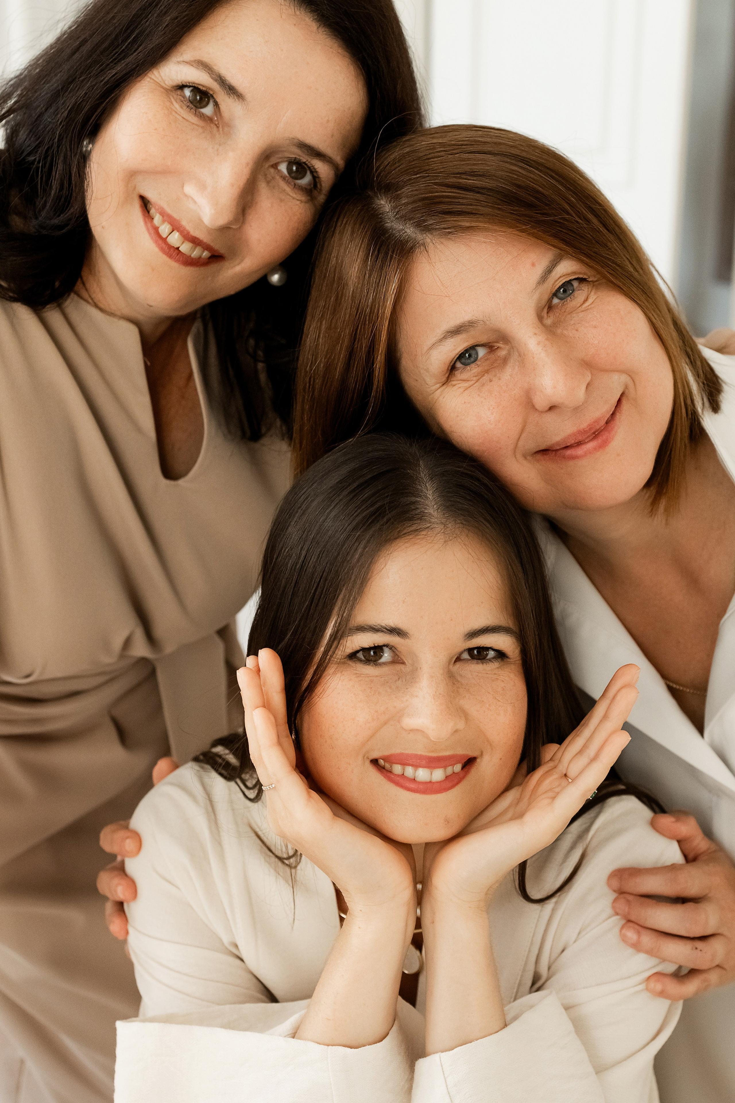 Съемка большой семьи в студии Villa Nina. Семейный фотограф в Екатеринбурге Маргарита Курносова