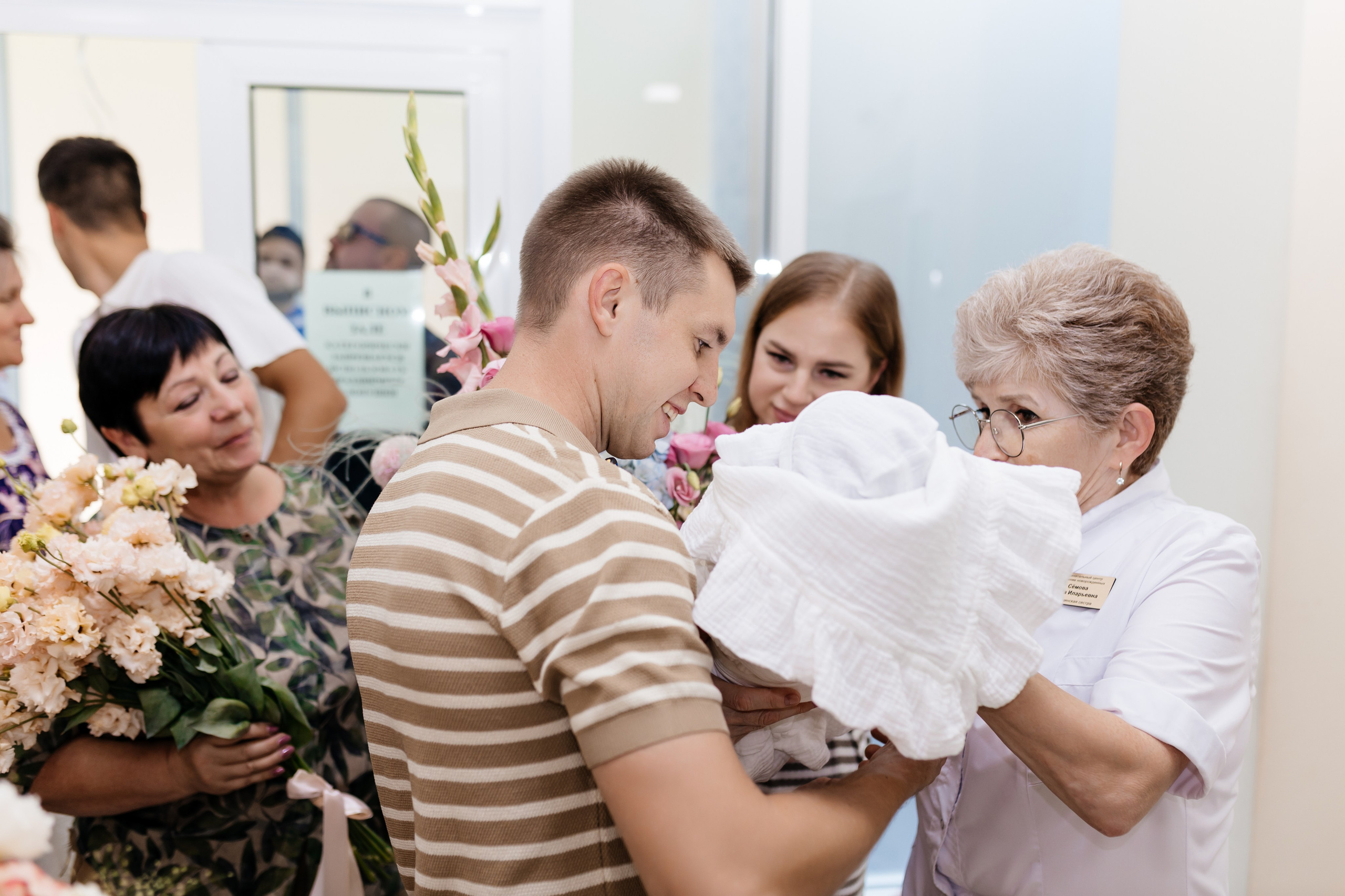 Фотограф на выписку из роддома Краснодар. Детский и семейный фотограф в Краснодаре и в станице Елизаветинская Олеся Стаценко