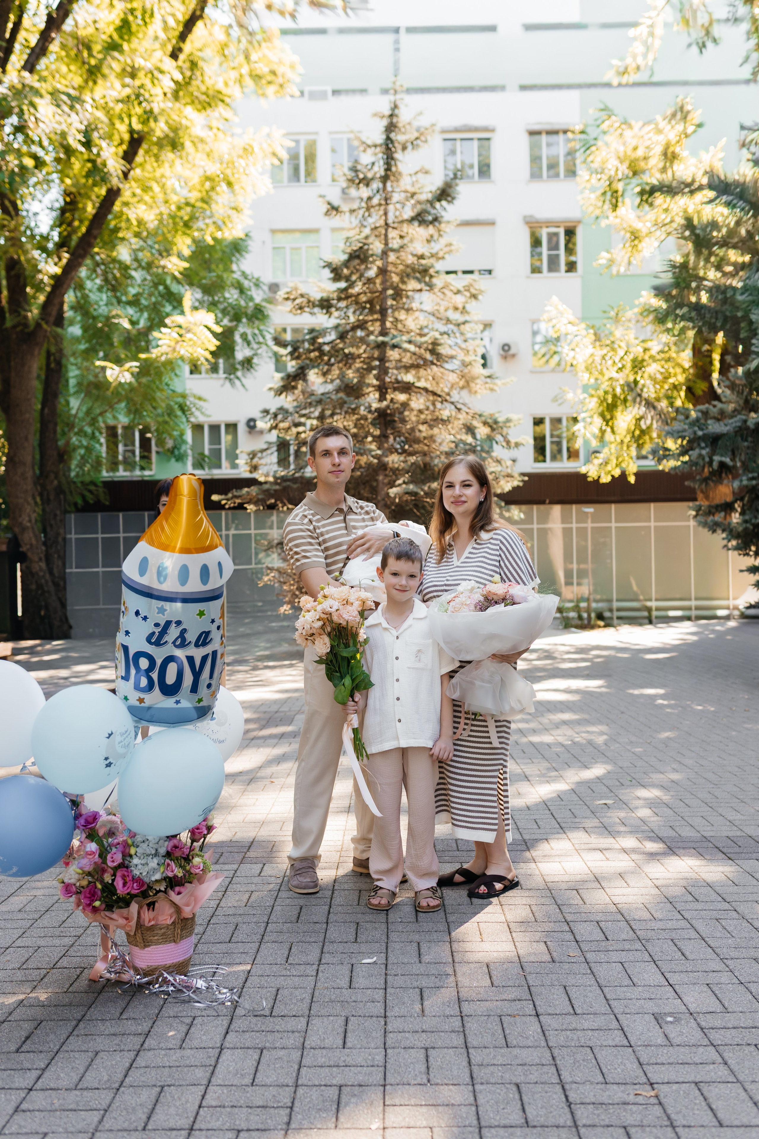 Фотограф на выписку из роддома Краснодар. Детский и семейный фотограф в Краснодаре и в станице Елизаветинская Олеся Стаценко