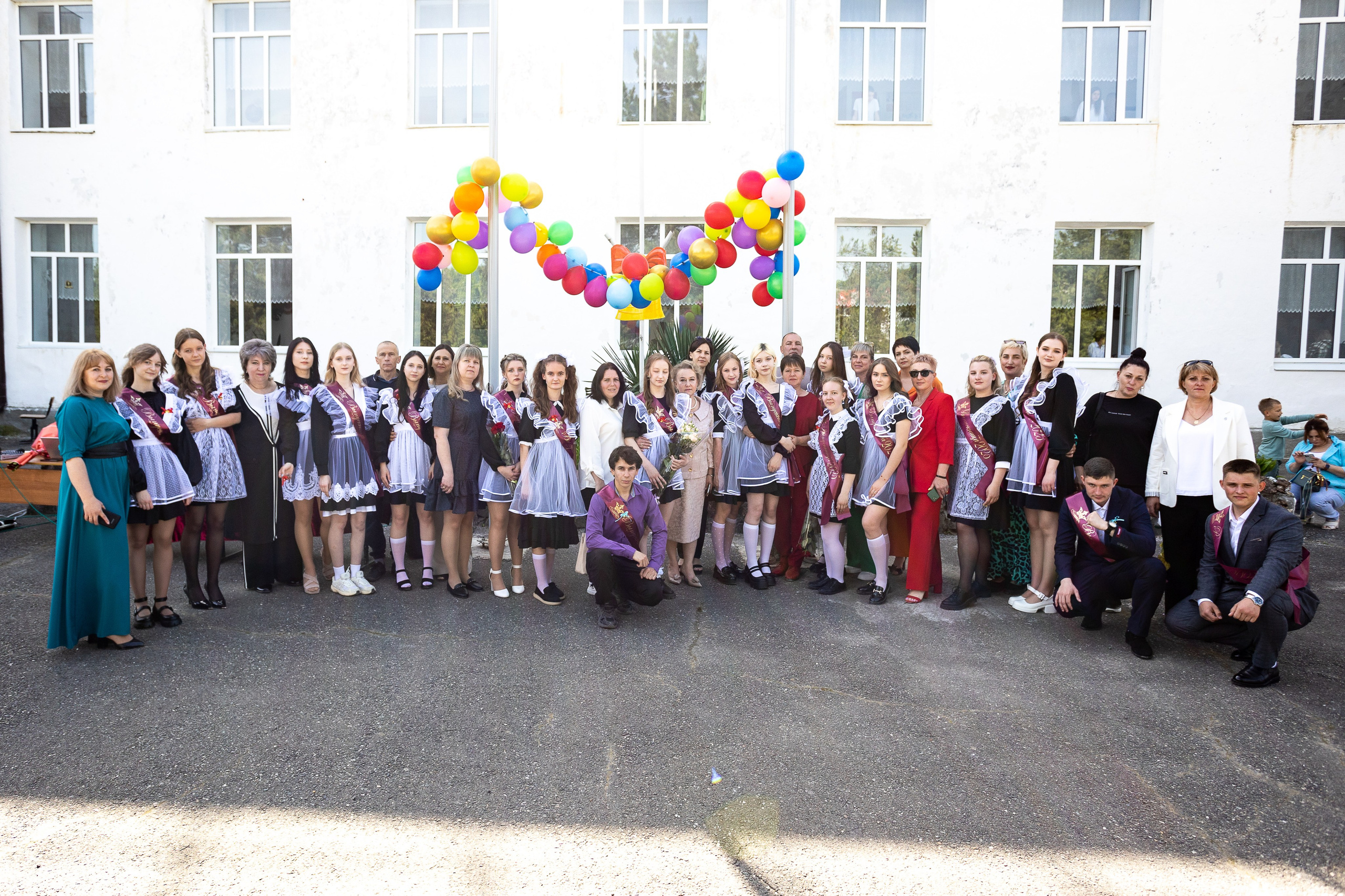 Последний звонок. Выпускные альбомы Майкоп, Краснодар Елена Золотарева