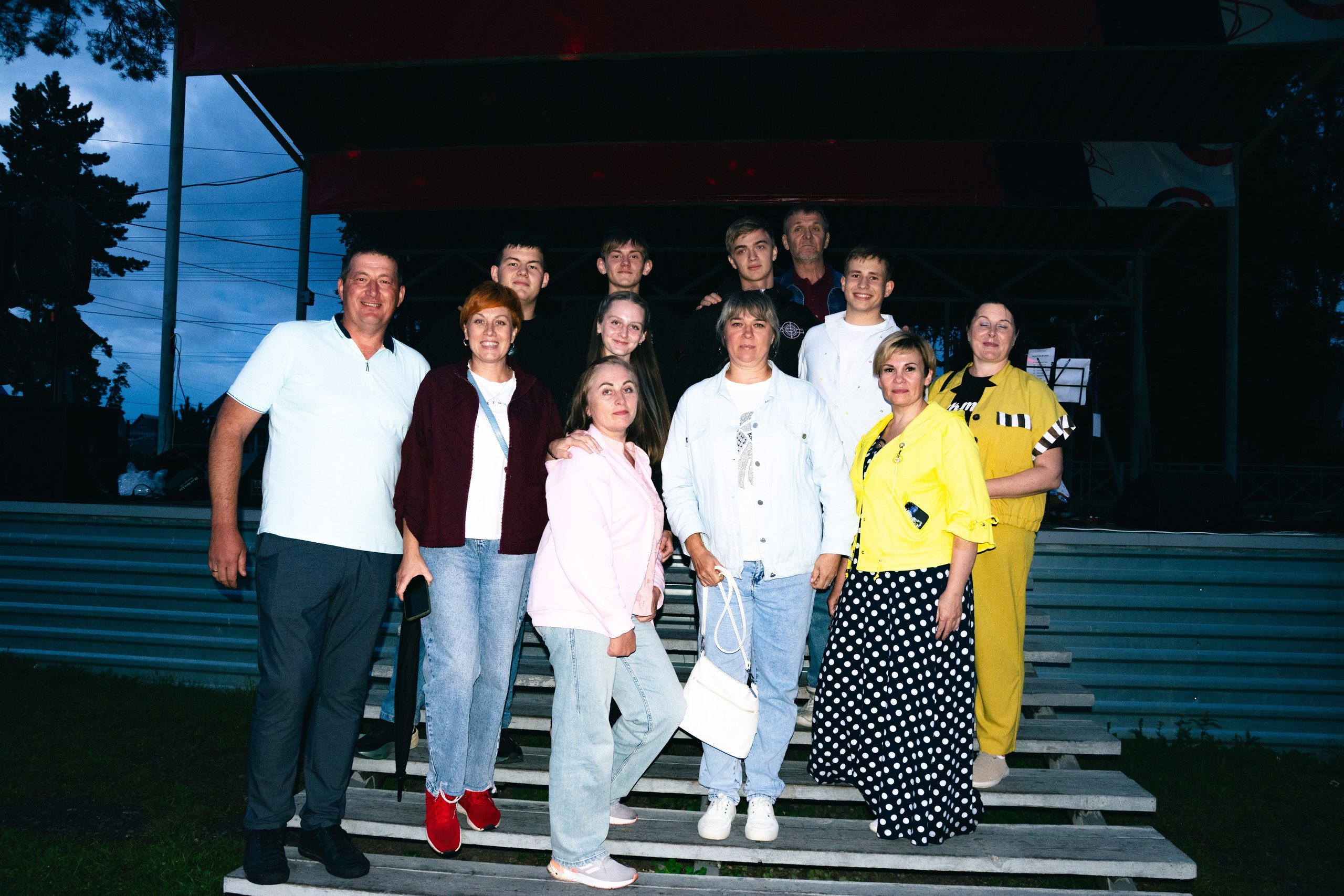 Кино на траве и ДР группы «Доктор Пепси». Алексей Маисеев | Свадебный и художественный фотограф в Новосибирске | Съемка на природе и в студии