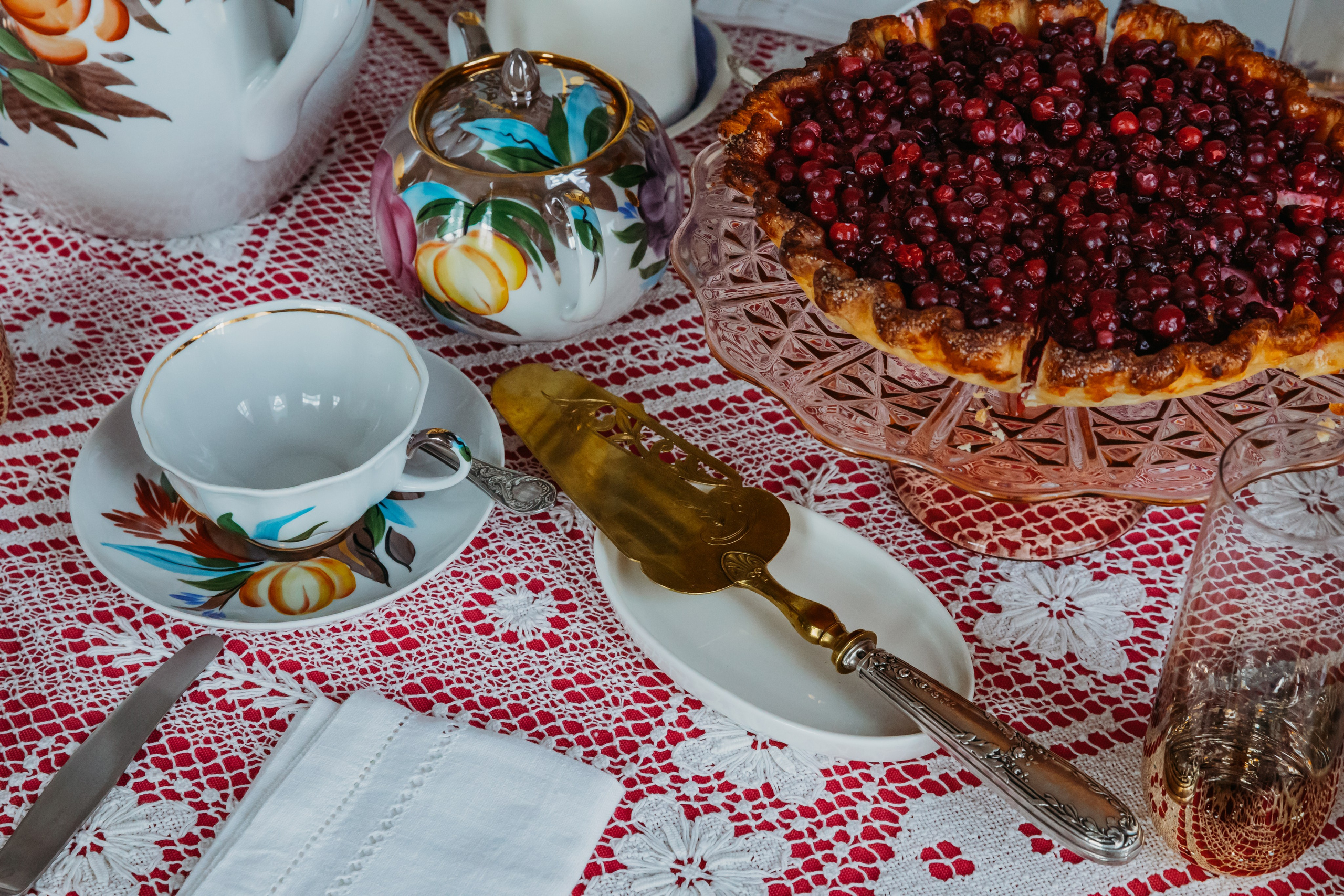 Родные люди «Русское чаепитие». Леся Гаранина. Семейный фотограф/видеограф Москва и область