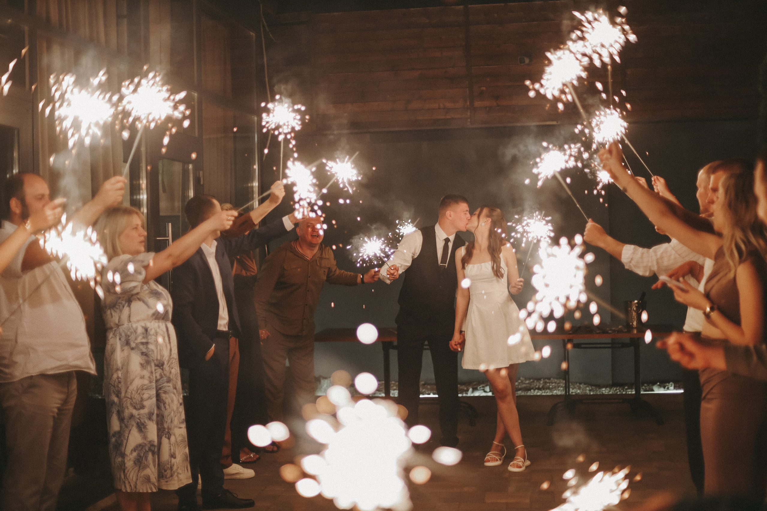 «А покажите съемку банкета)». Главная