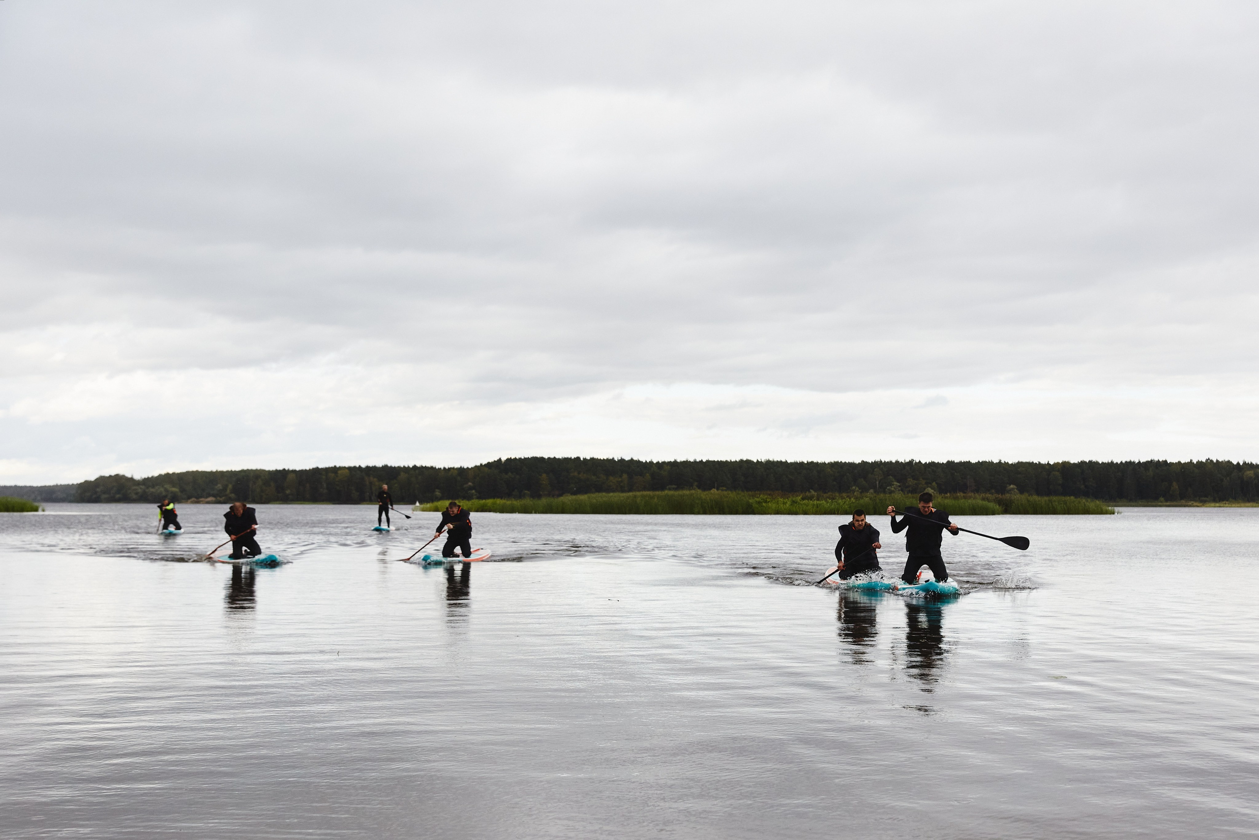 Фотограф на тимбилдинг: спортивное командообразование за городом. КонТайм: профессиональная съемка для организаций