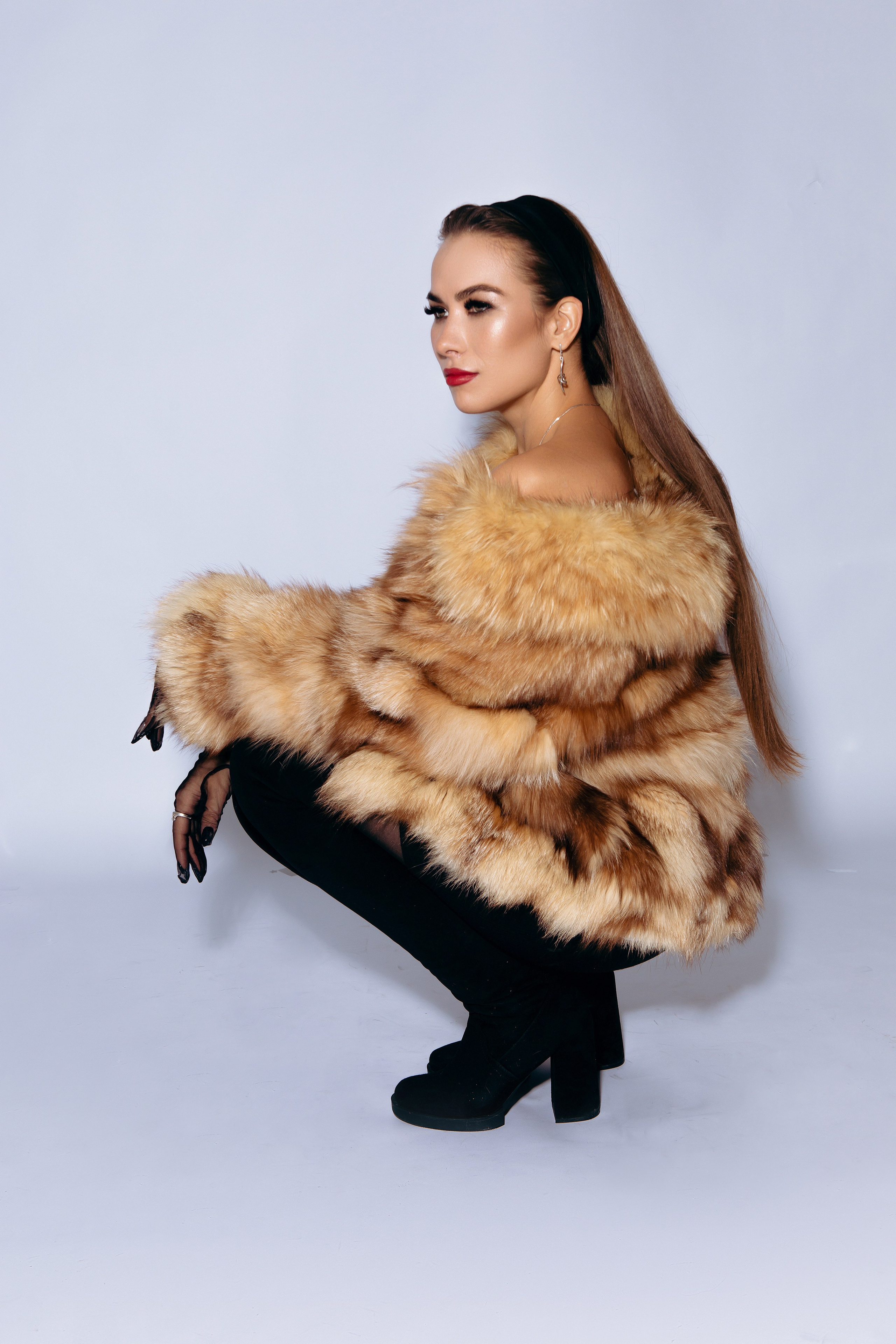 Новогодняя фотосессия в шубе. Портретный фотограф в Иванове Ольга Гуральник