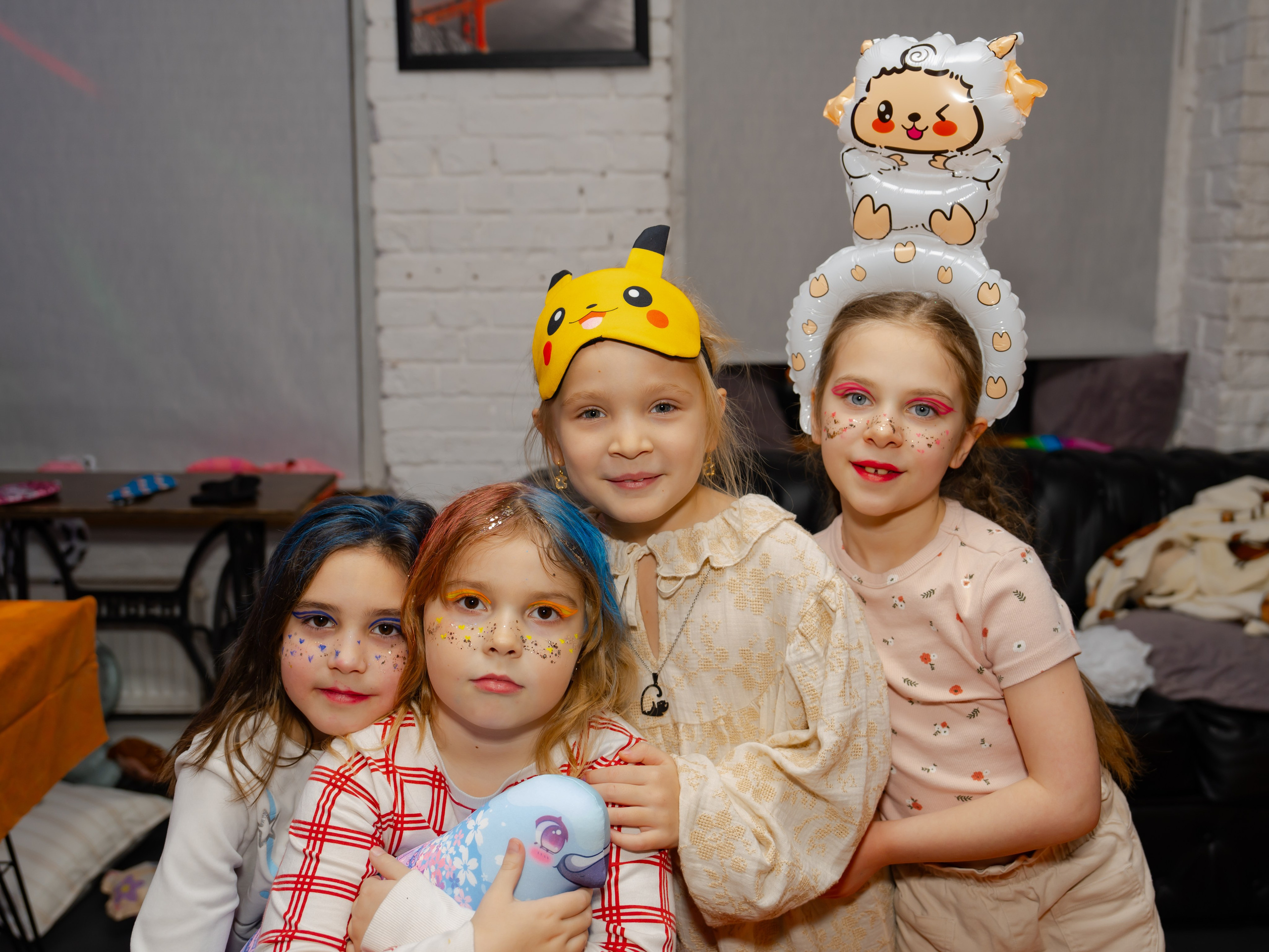 Битва подушками. Крамер Юлиана детский и семейный фотограф