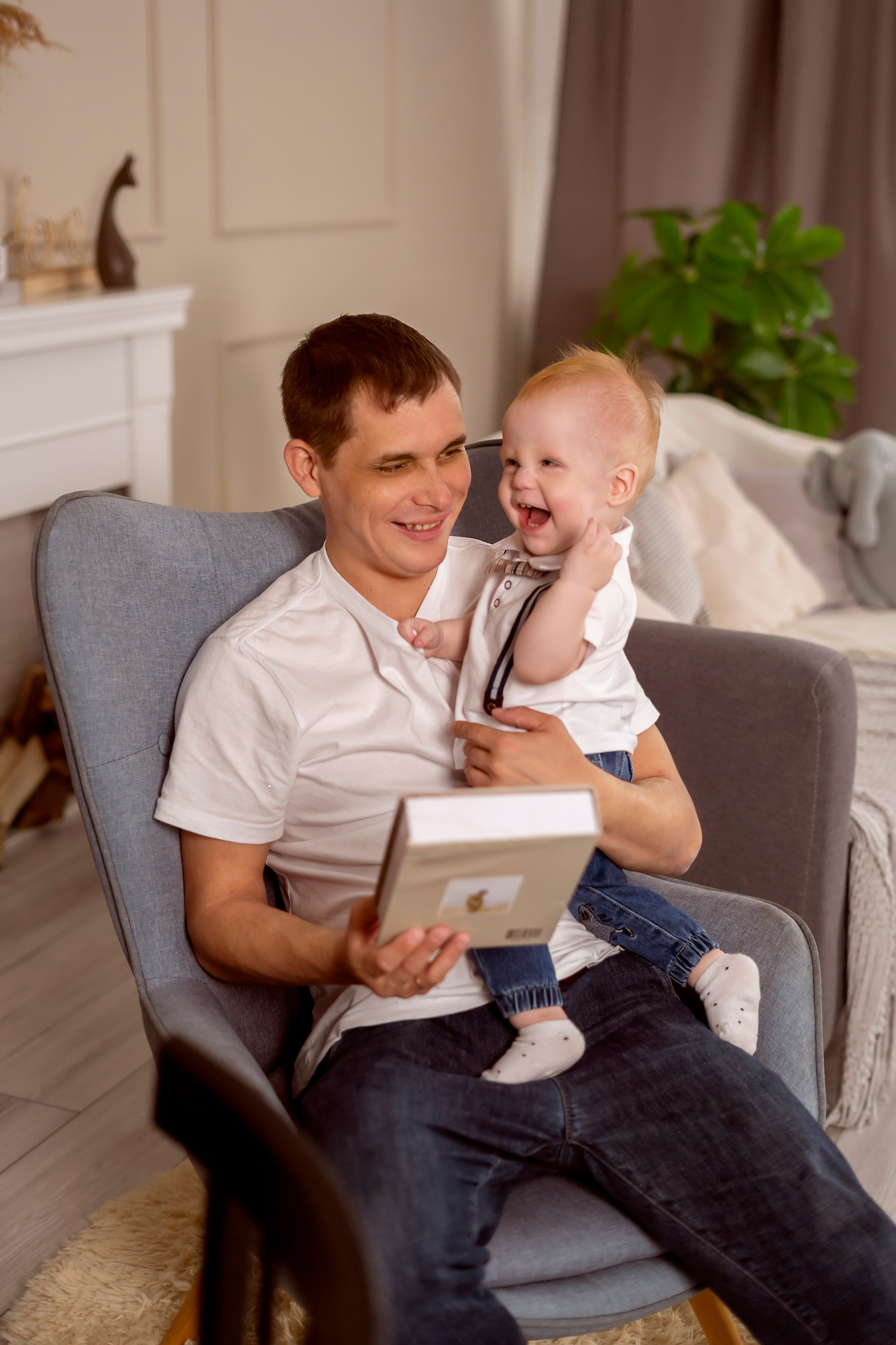 Годовасие в LettLoft. Семейный и детский фотограф в Хабаровске Анна Гриневич