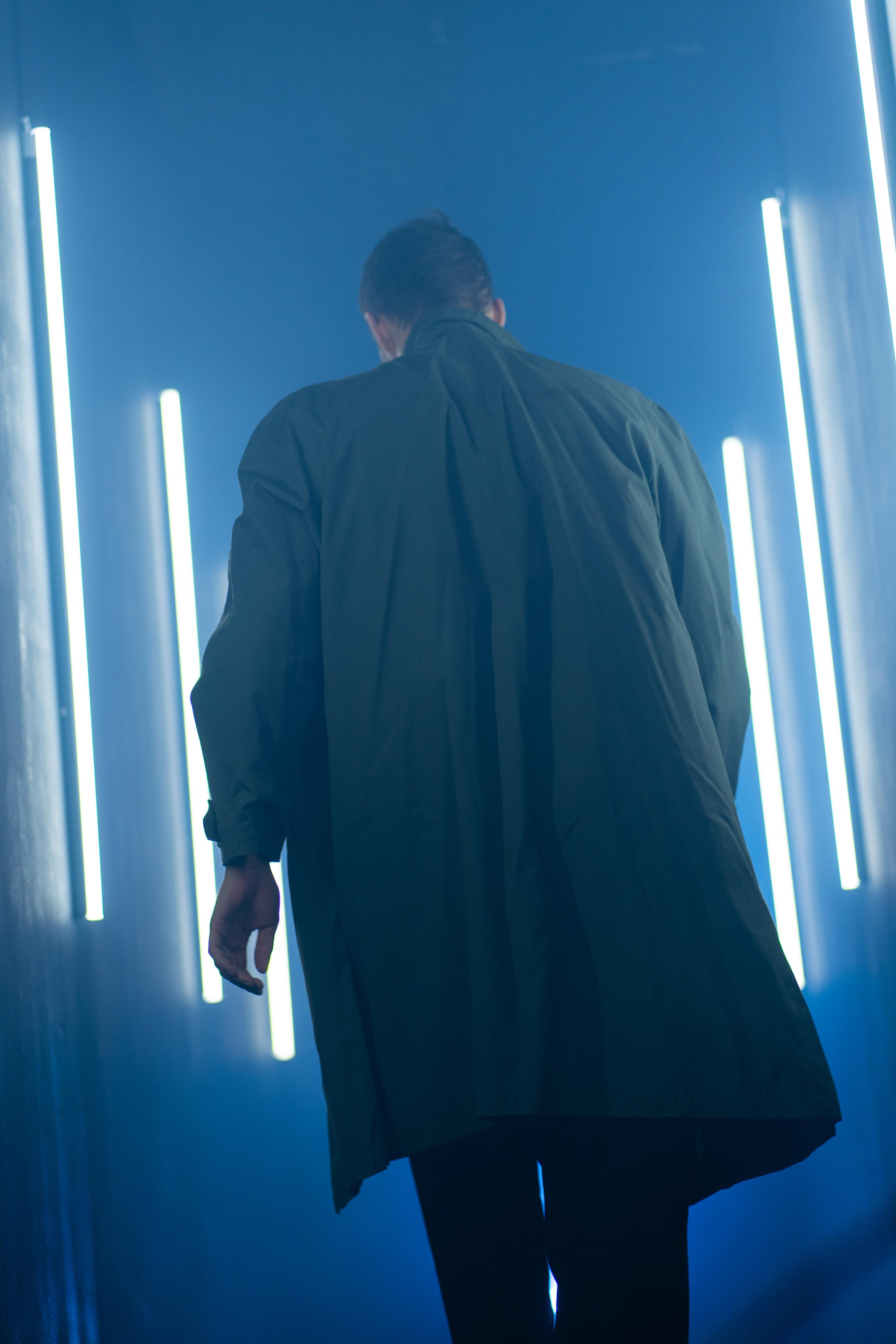 Кирилл, Зелёный плащ. Фотограф Ахмедов Эльдар Чита