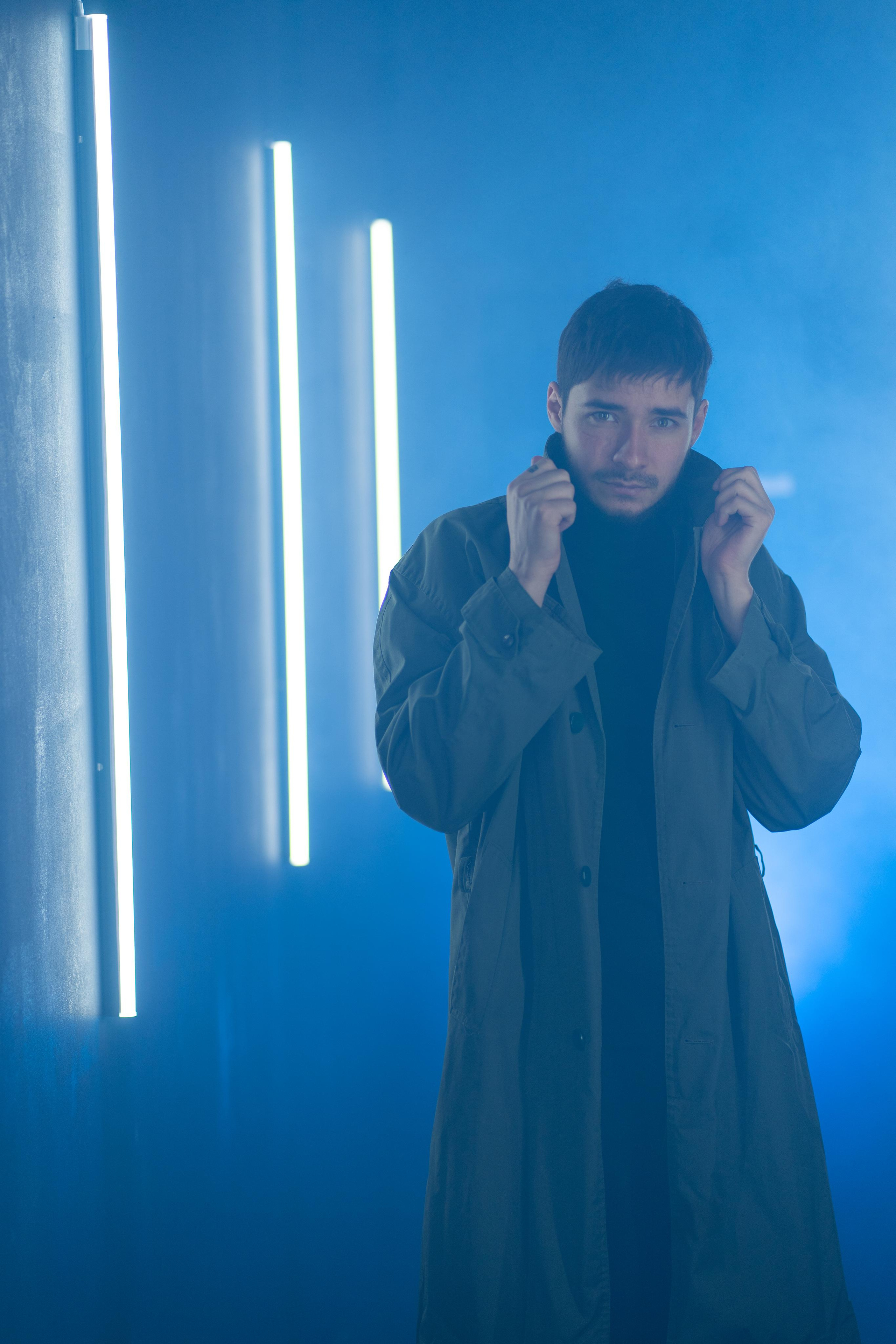 Кирилл, Зелёный плащ. Фотограф Ахмедов Эльдар Чита