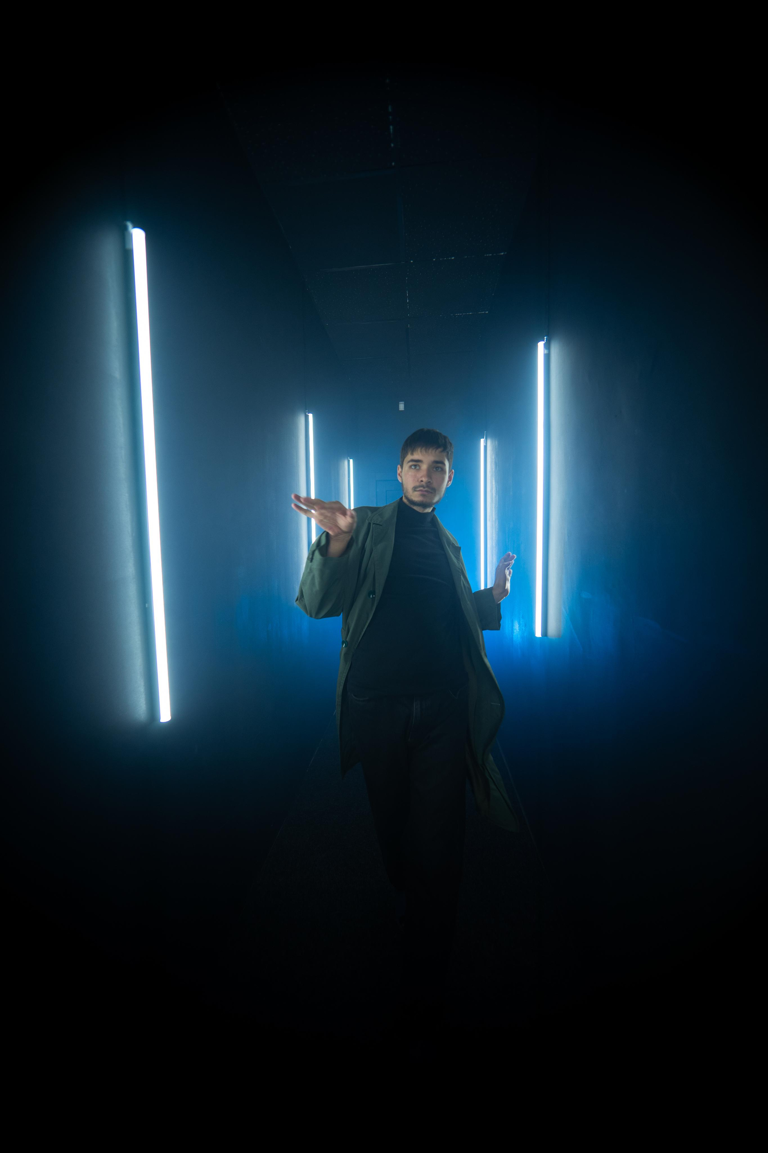 Кирилл, Зелёный плащ. Фотограф Ахмедов Эльдар Чита