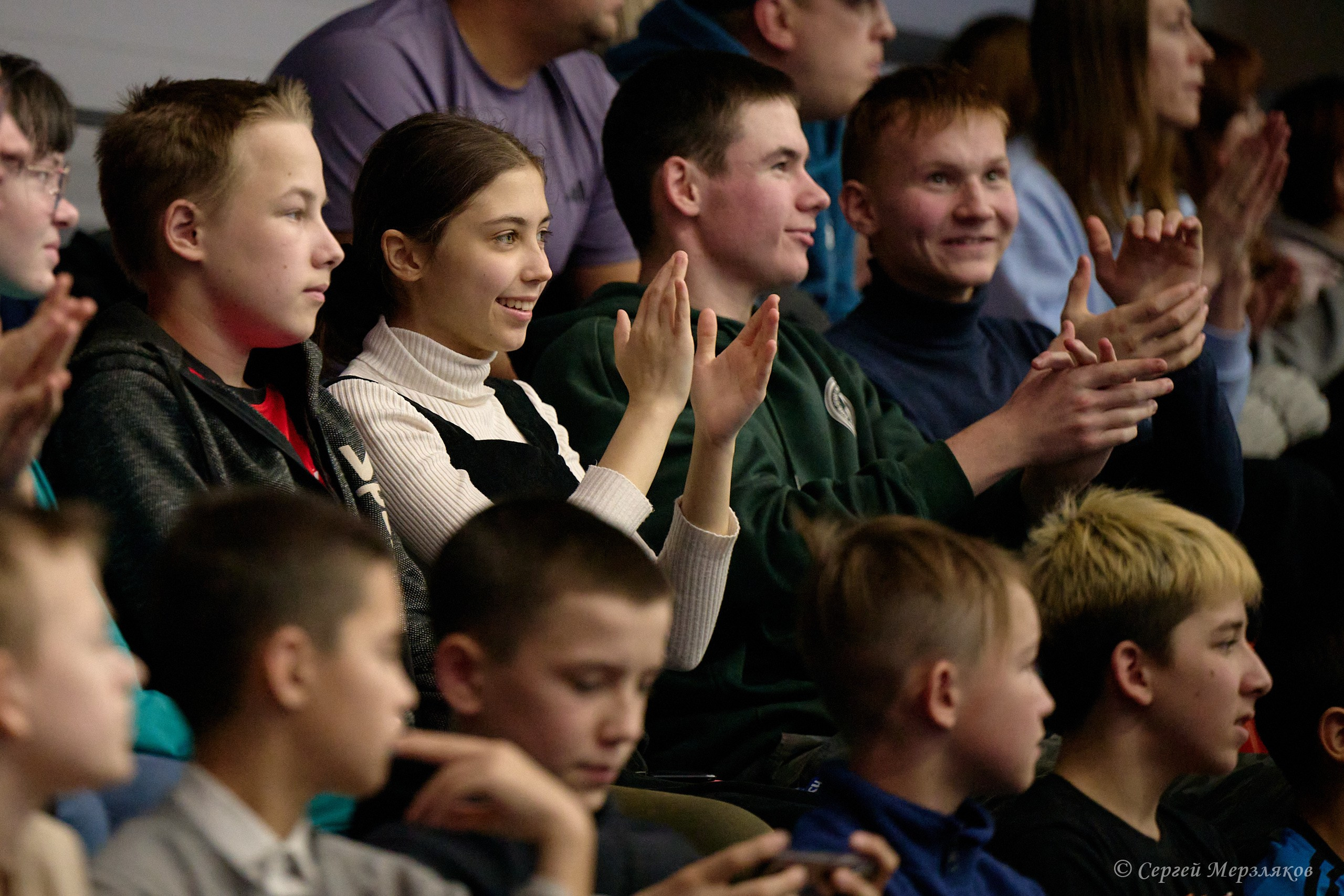 Гандбол. OLIMPBET Суперлига. «Университет» — «Ростов-Дон». Спортивный репортажный фотограф в Ижевске Сергей Мерзляков