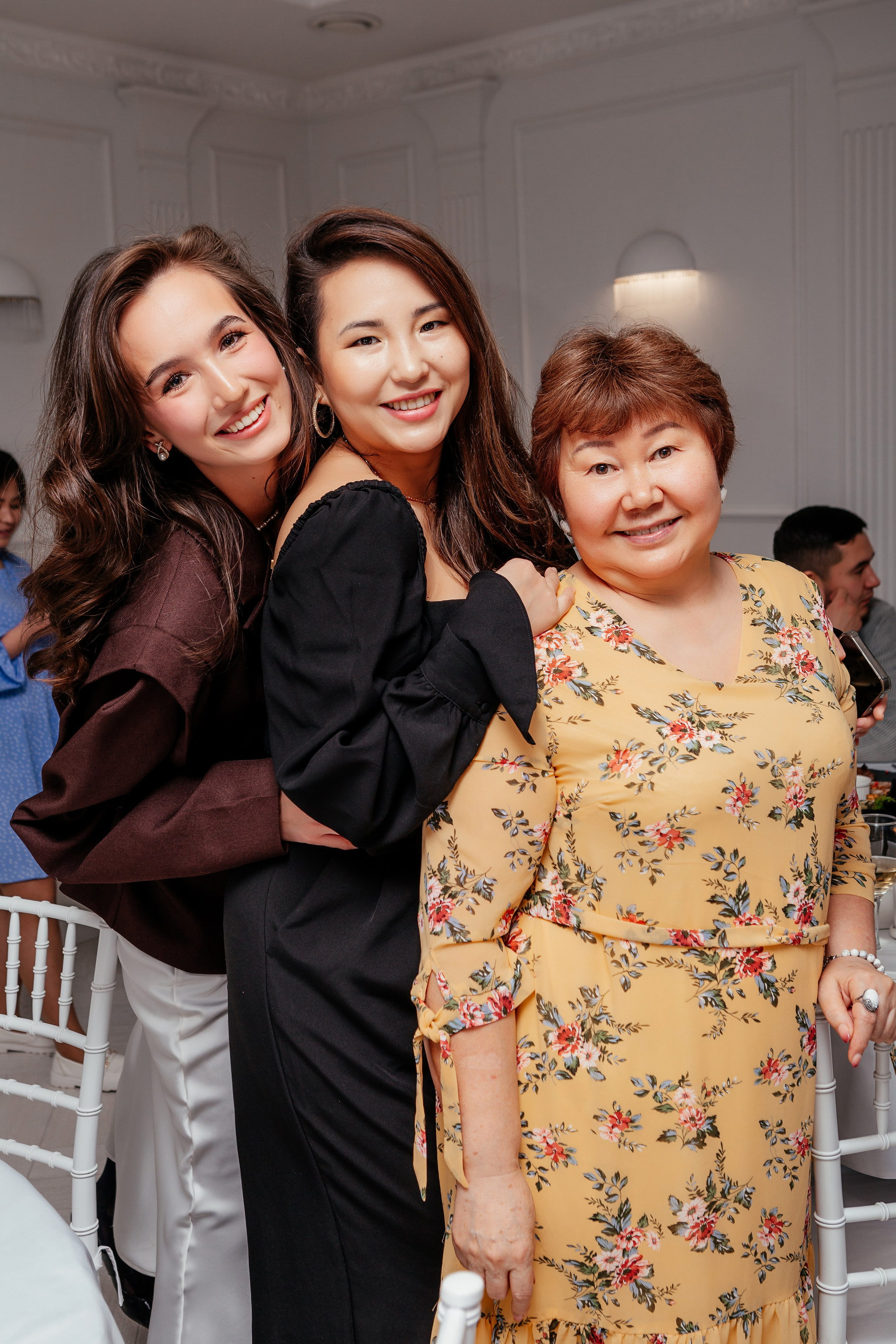 Юбилей стоматологии. Контент фотограф, съемка для маркетплейсов, фуд съемка и репортажи в Новосибирске Ралия Галеева