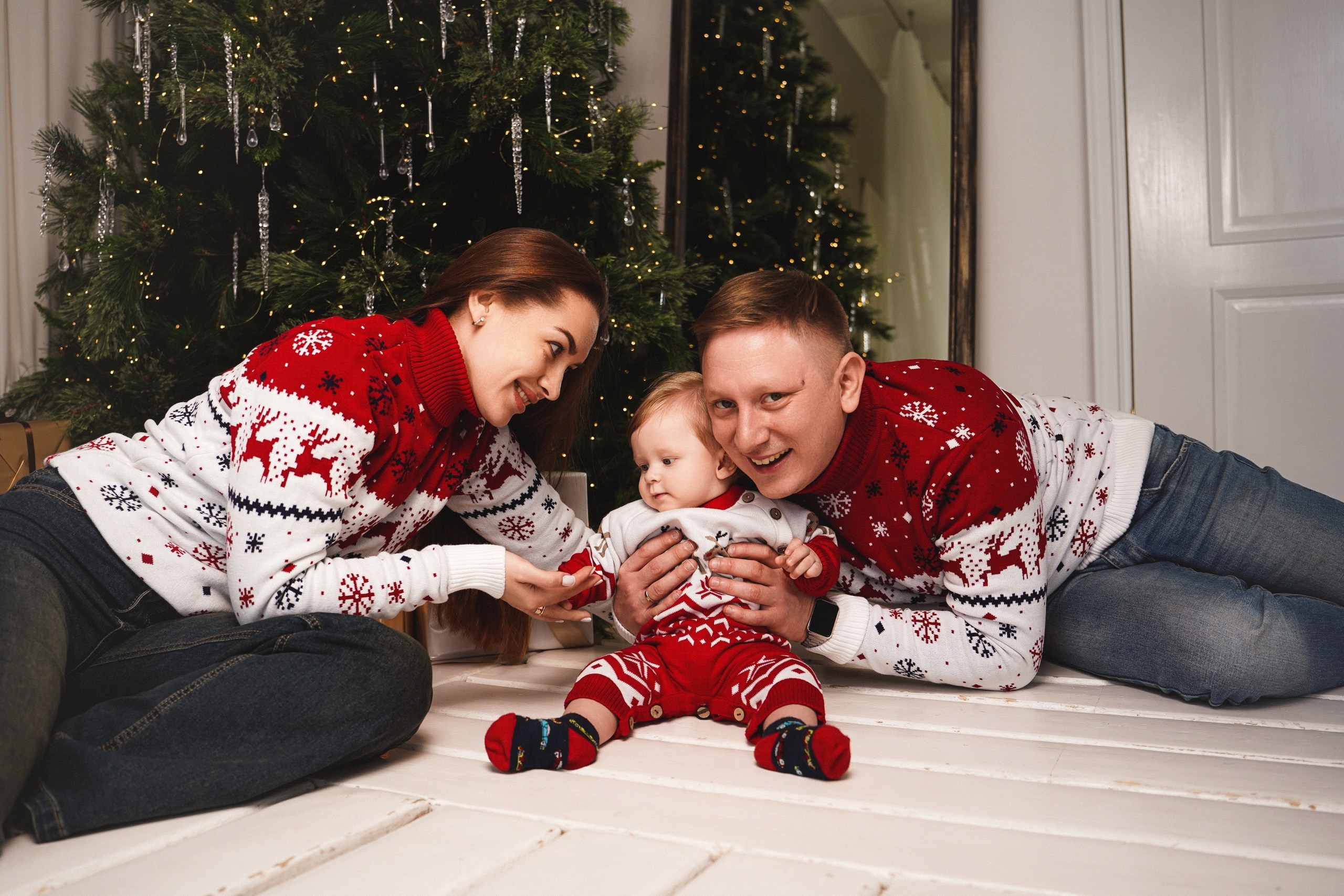 Семейная фотосессия в студии Blanc. Свадебный фотограф в Ростове-на-Дону. Таинство Крещения и Венчания, семейные фотосессии. Алёна Чёботова