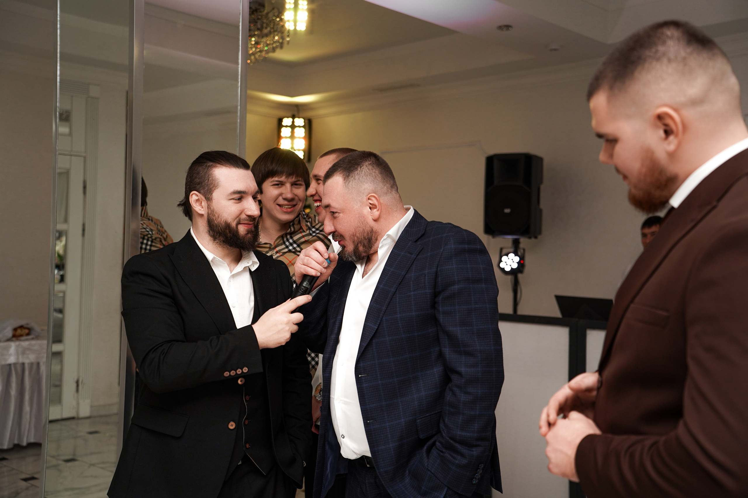 Свадебный банкет в ресторане «Верона». Свадебный фотограф в Ростове-на-Дону. Таинство Крещения и Венчания, семейные фотосессии. Алёна Чёботова