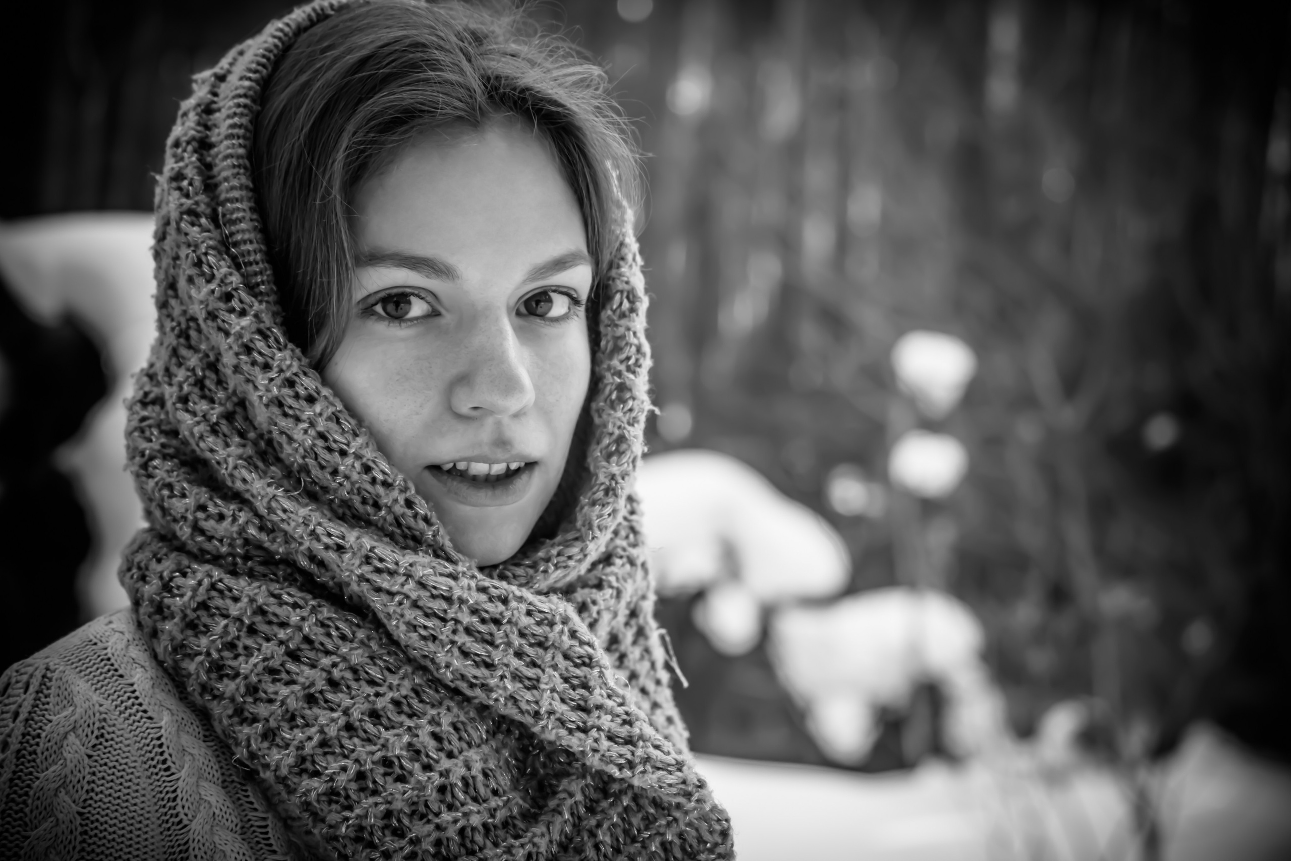 Таня на природе и в студии. Фотограф Пермь. Фотосессия в фотостудии Перми и на свежем воздухе