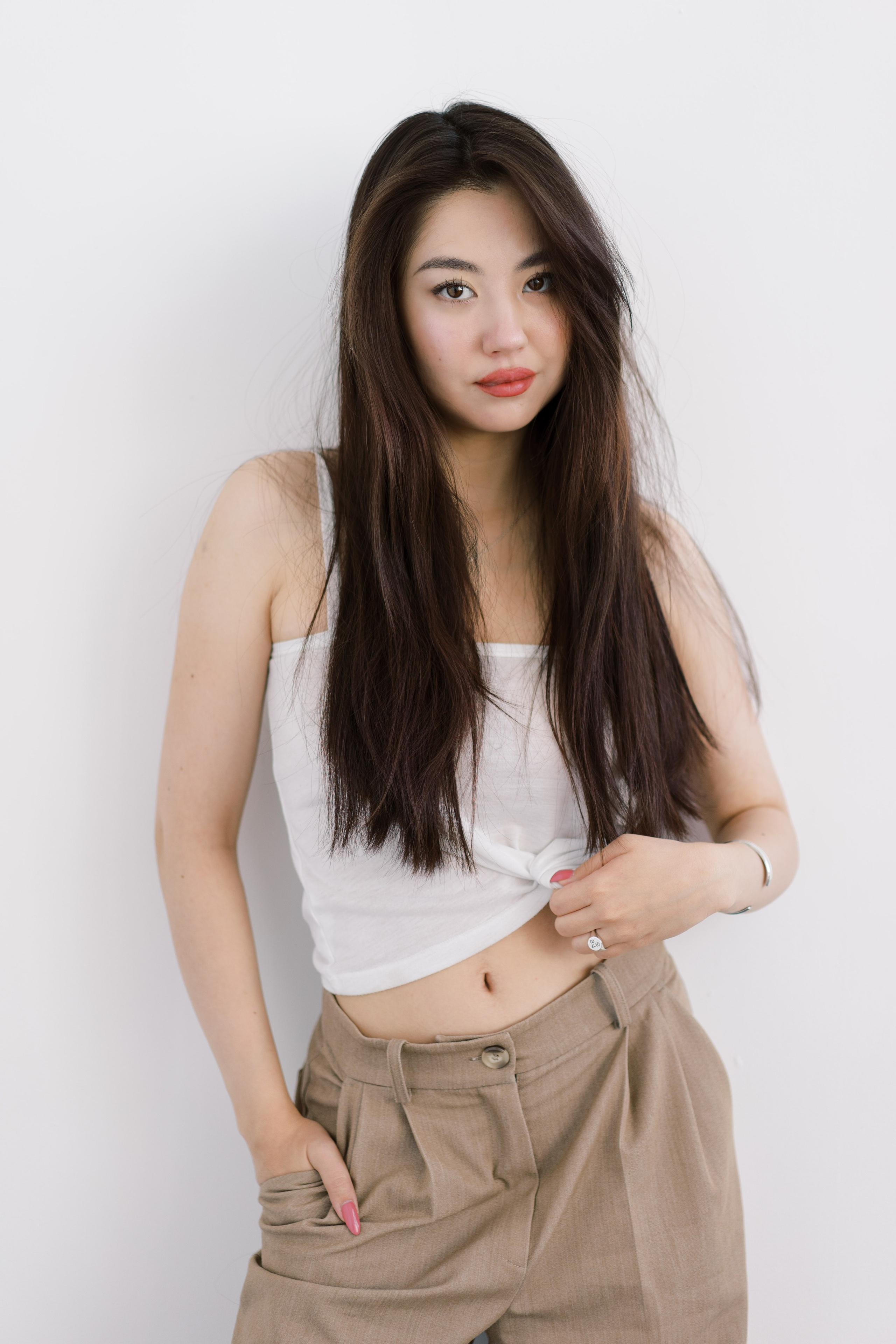 Портреты в студии. Портреты студия Москва. Модельные тесты. Lovestory студия в Москве. Женсий фотограф