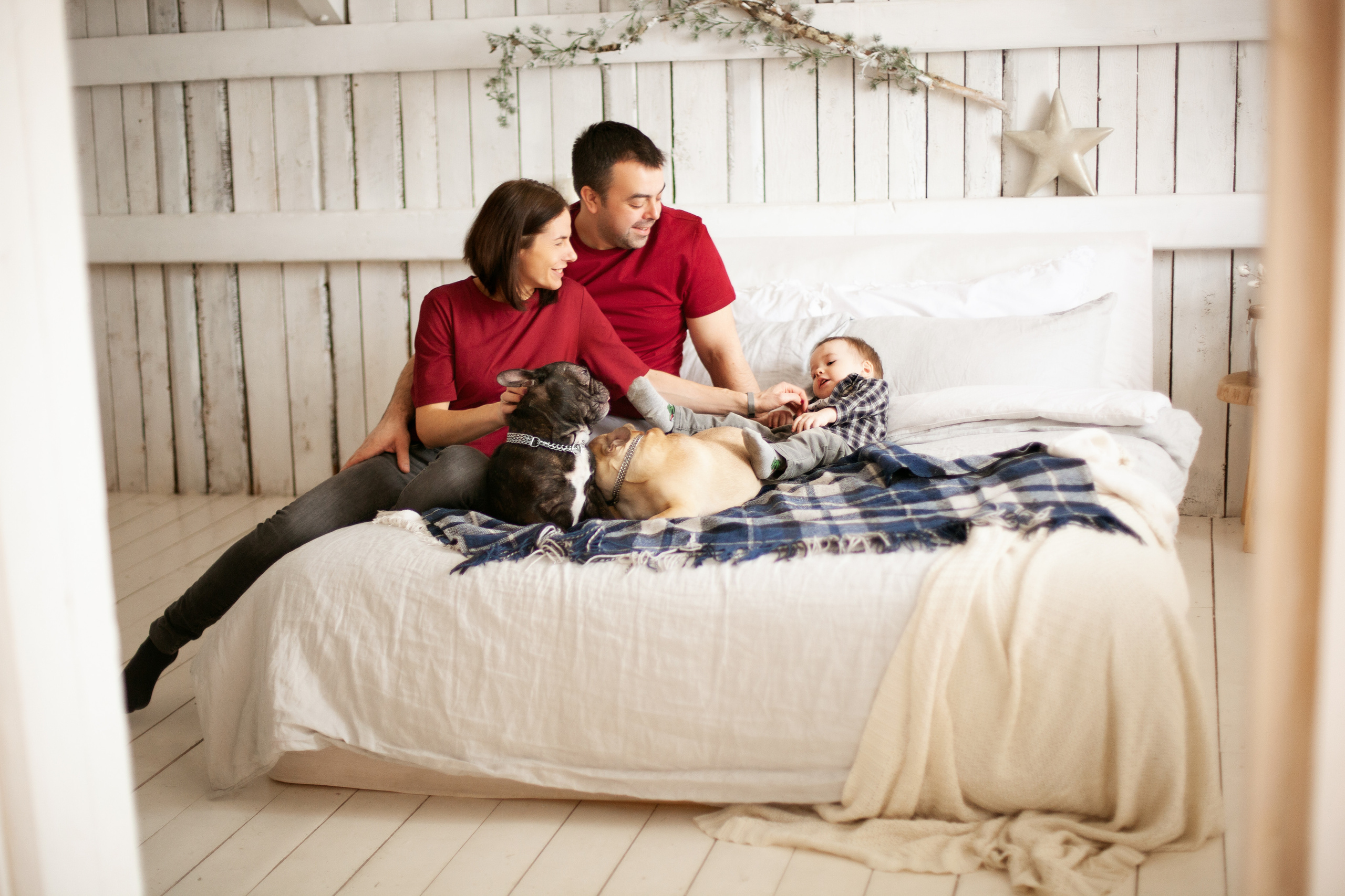 На чердаке. Фотограф Анастасия Аветян. Санкт-Петербург