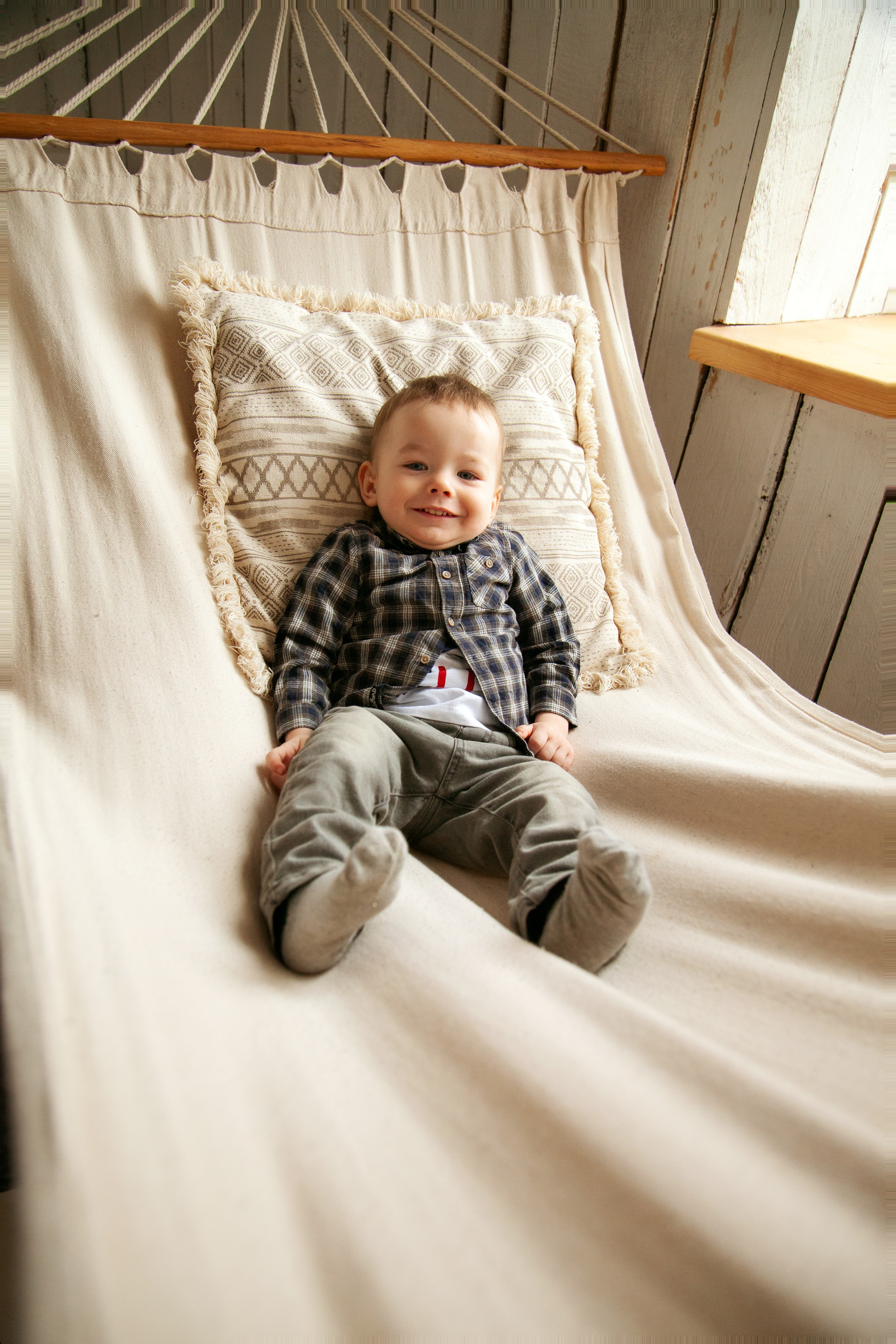 На чердаке. Фотограф Анастасия Аветян. Санкт-Петербург